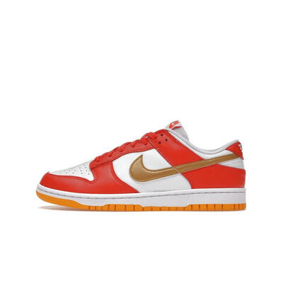 Schoenen dunk low university gold