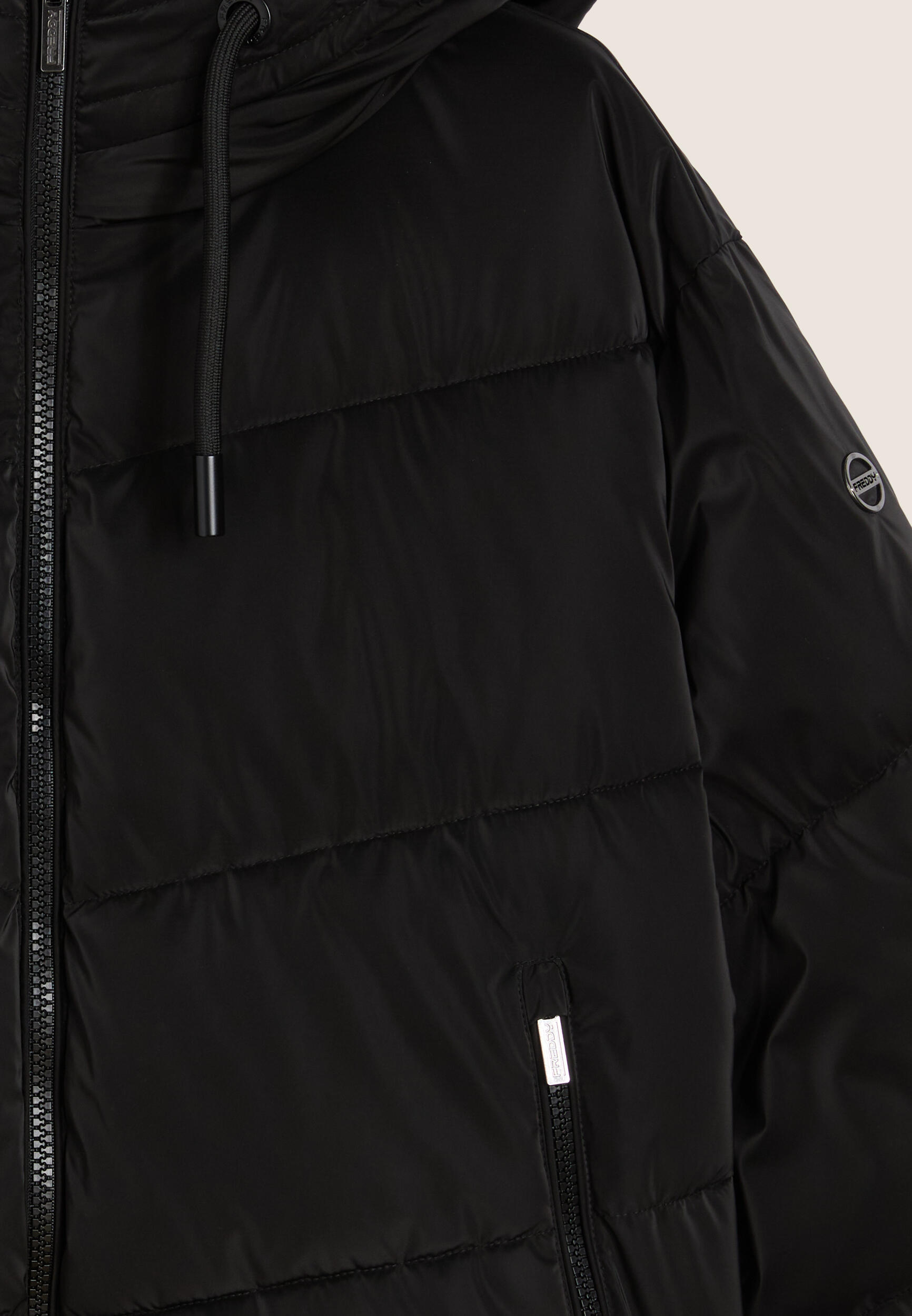 Doudoune cropped pour femmes avec col montant et cordon réglable 3/3
