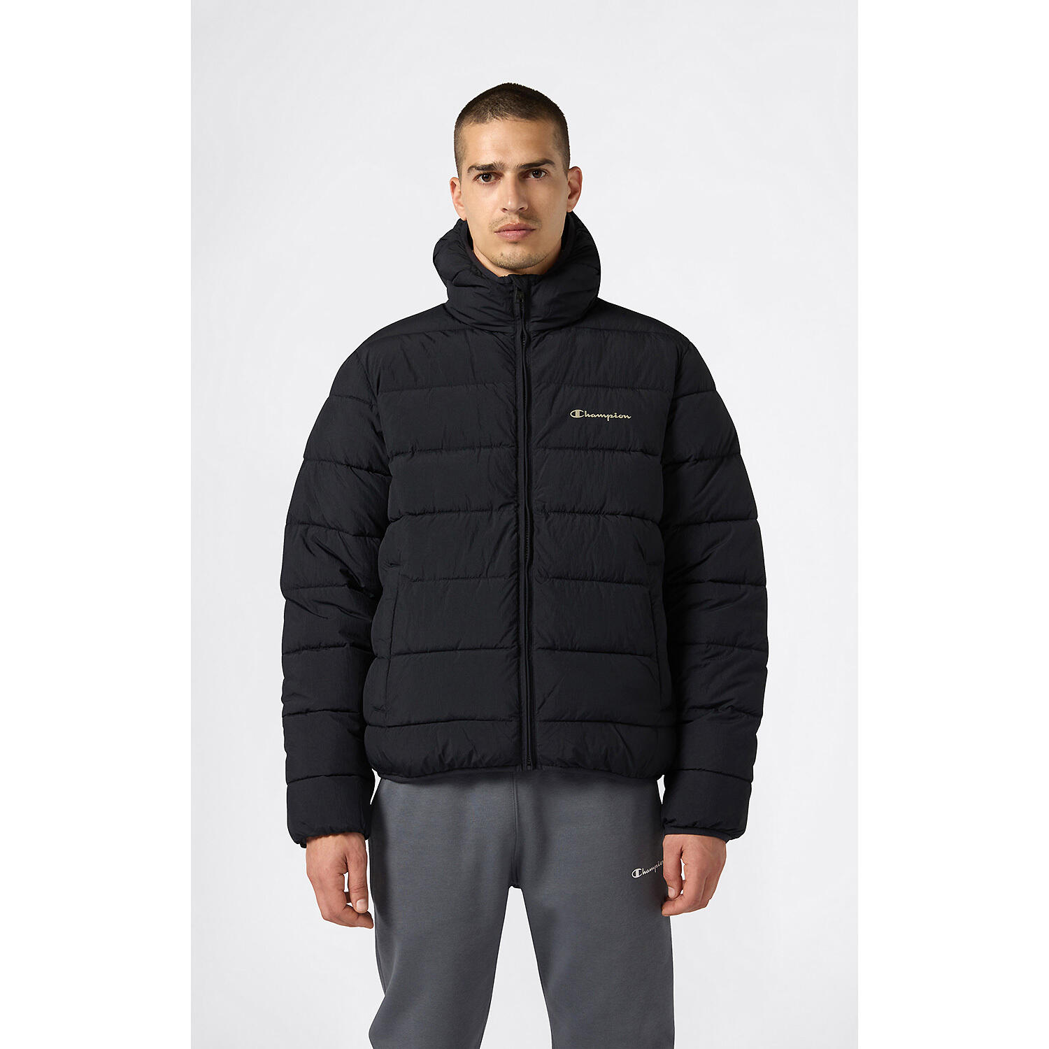 Chaqueta con capucha Champion Outdoor Negra 221548-KK001 Hombre 2/6