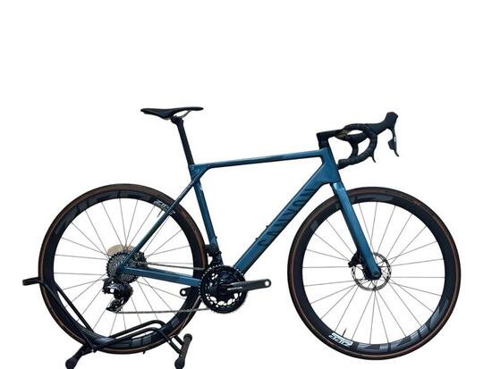 Ricondizionata-bicicletta da corsa Canyon Ultimate CF SLX 8 AXS-Stato eccellente