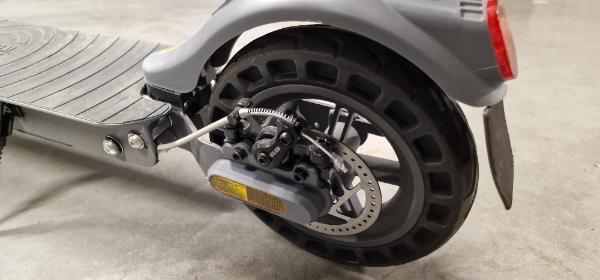 Entre Particuliers - Trottinette électrique OLSSON ADVANCED 2024 500W 1 3/7