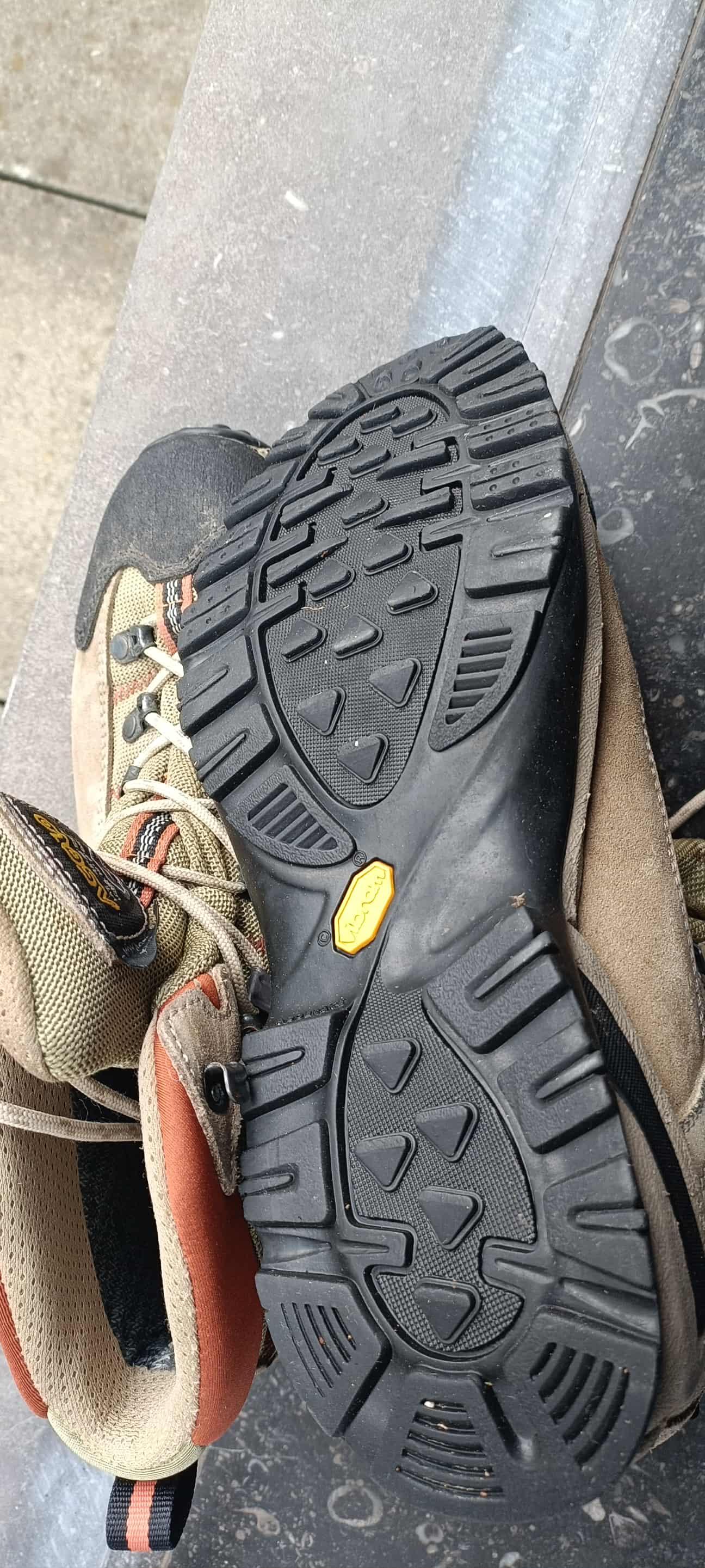 Tussen Particulieren - Asolo dames wandelschoenen - 41,1/3 3/4