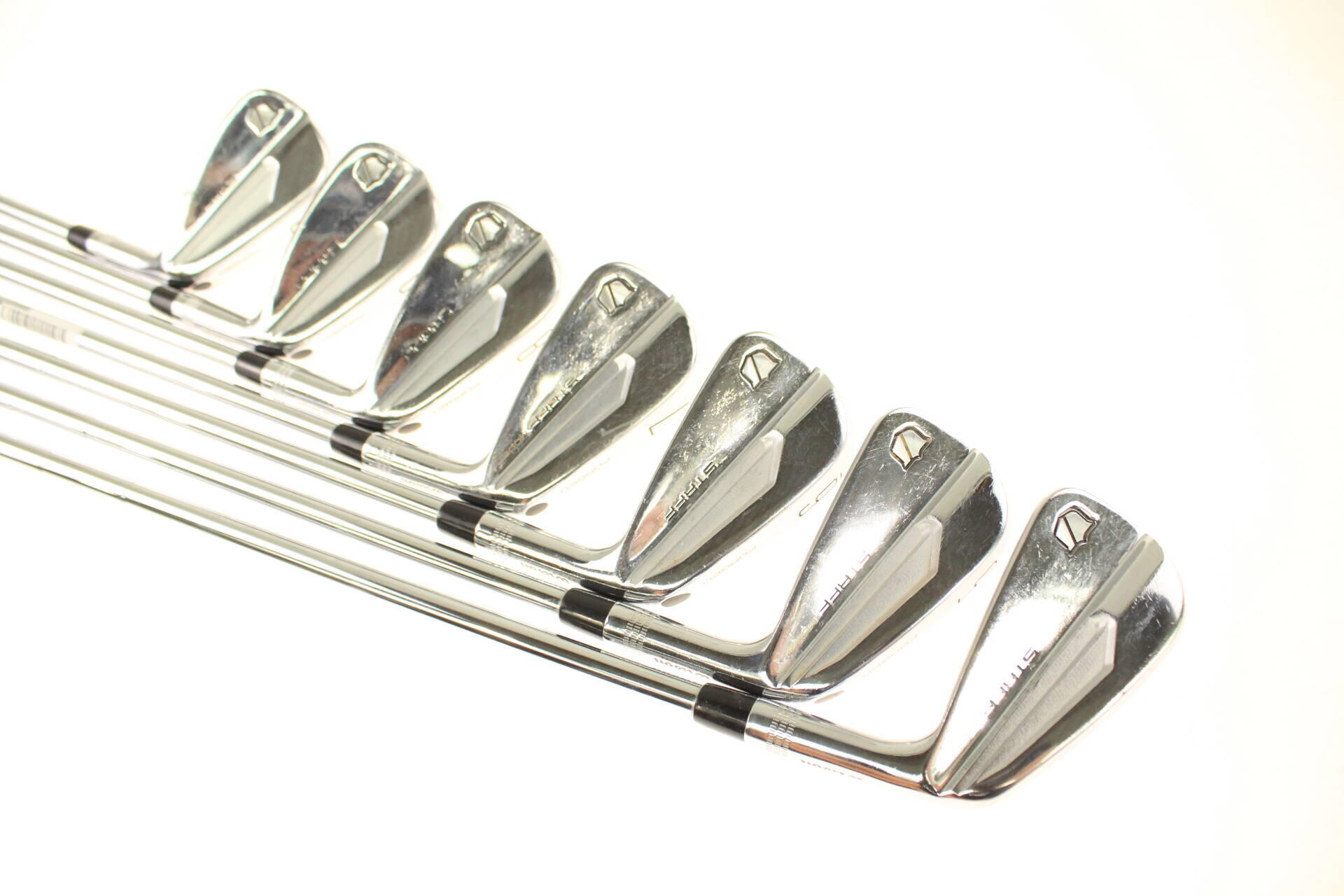 Seconde vie - Wilson Staff Model Blade 2024 RH 4-PW Iron Set - Good 2/5