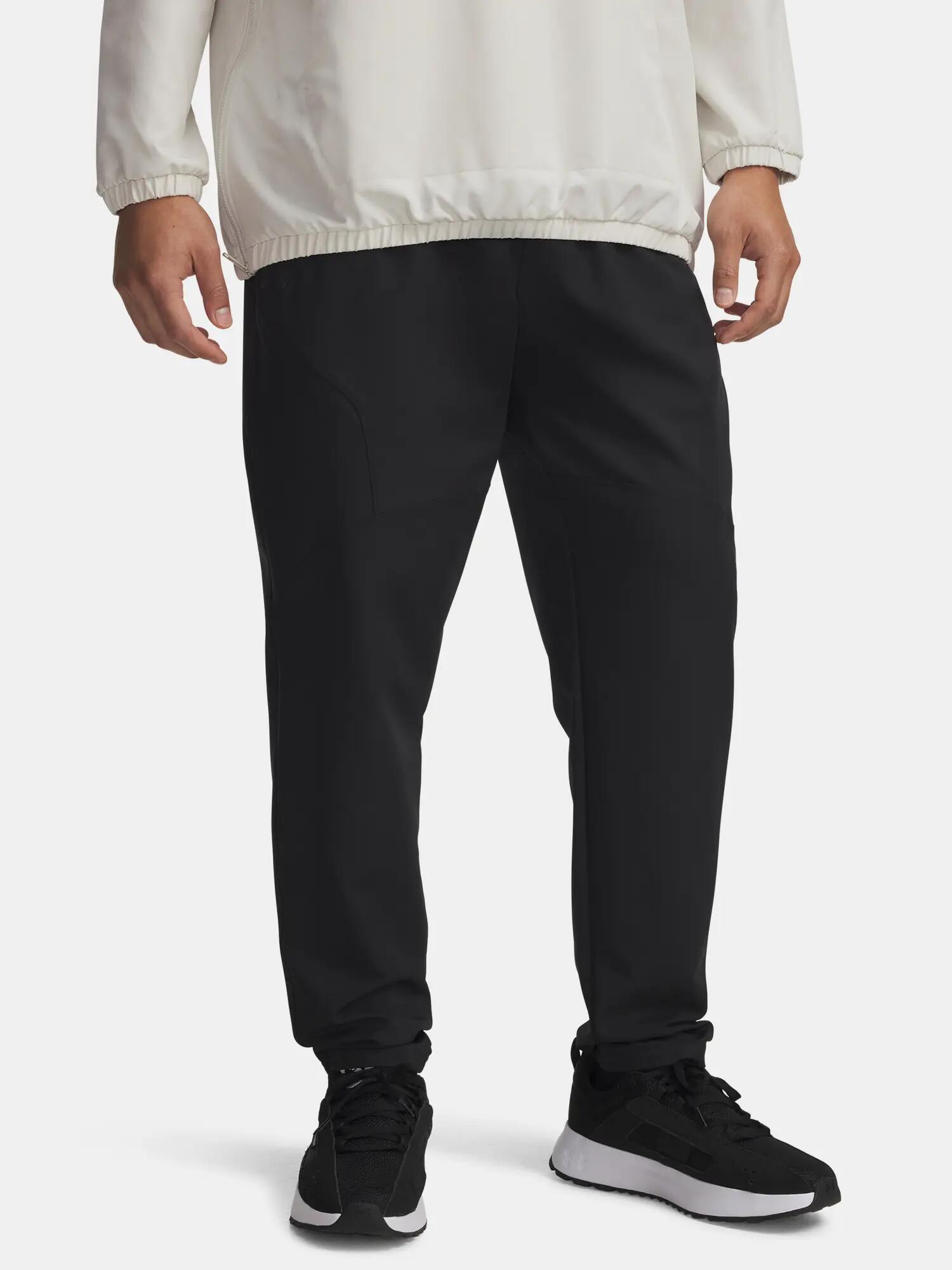 UNDER ARMOUR picture