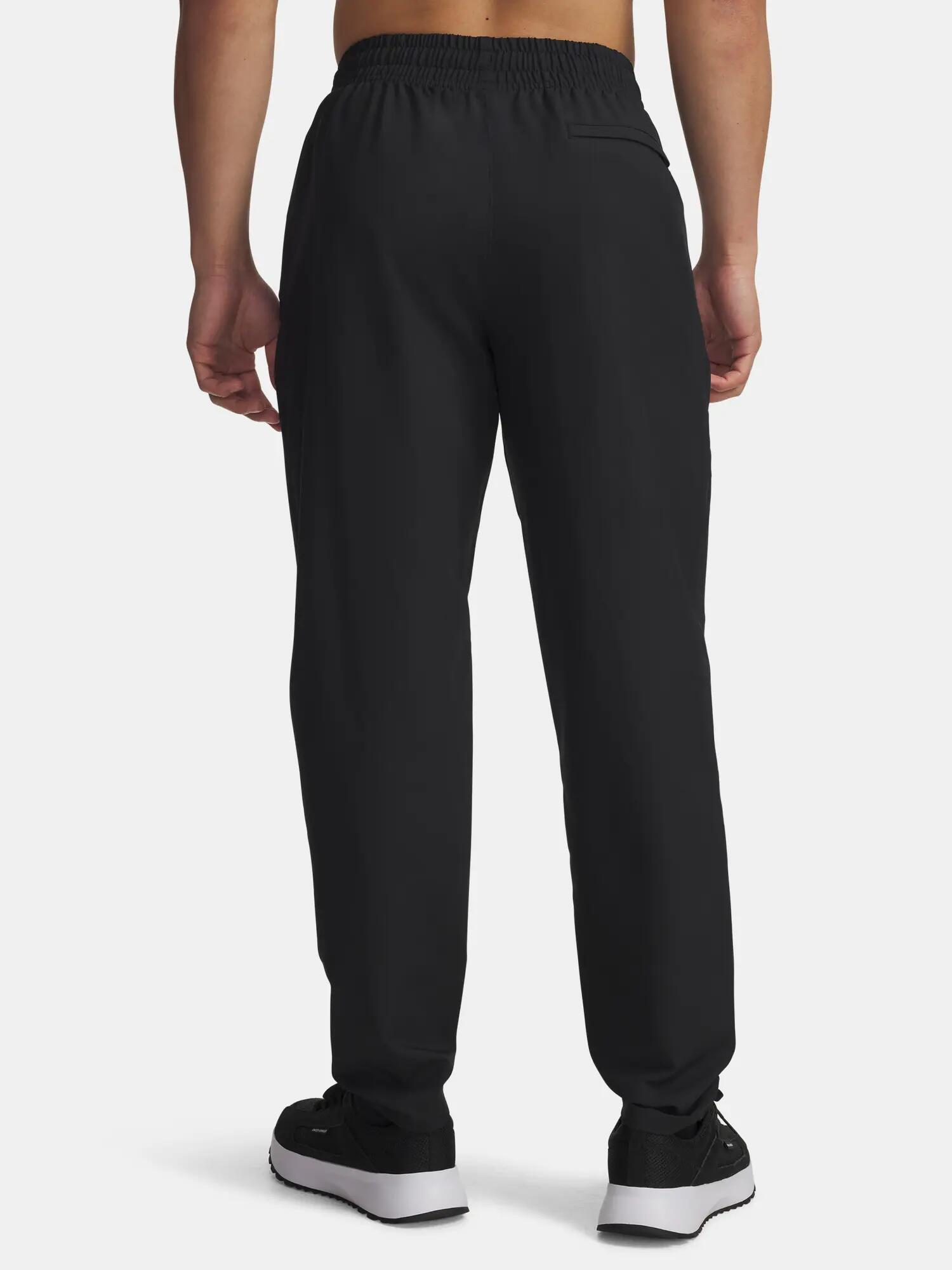 Pantalones deportivos para hombre Under Armour UA Unstoppable Tapered-BLK 2/4