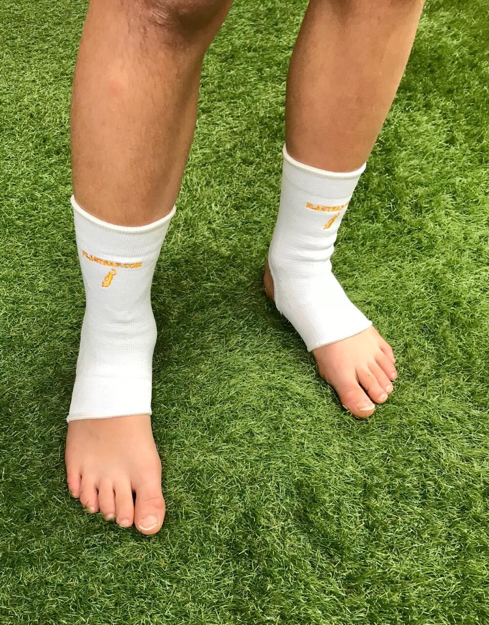 Paire Chevillères Blanches élastique 3/3