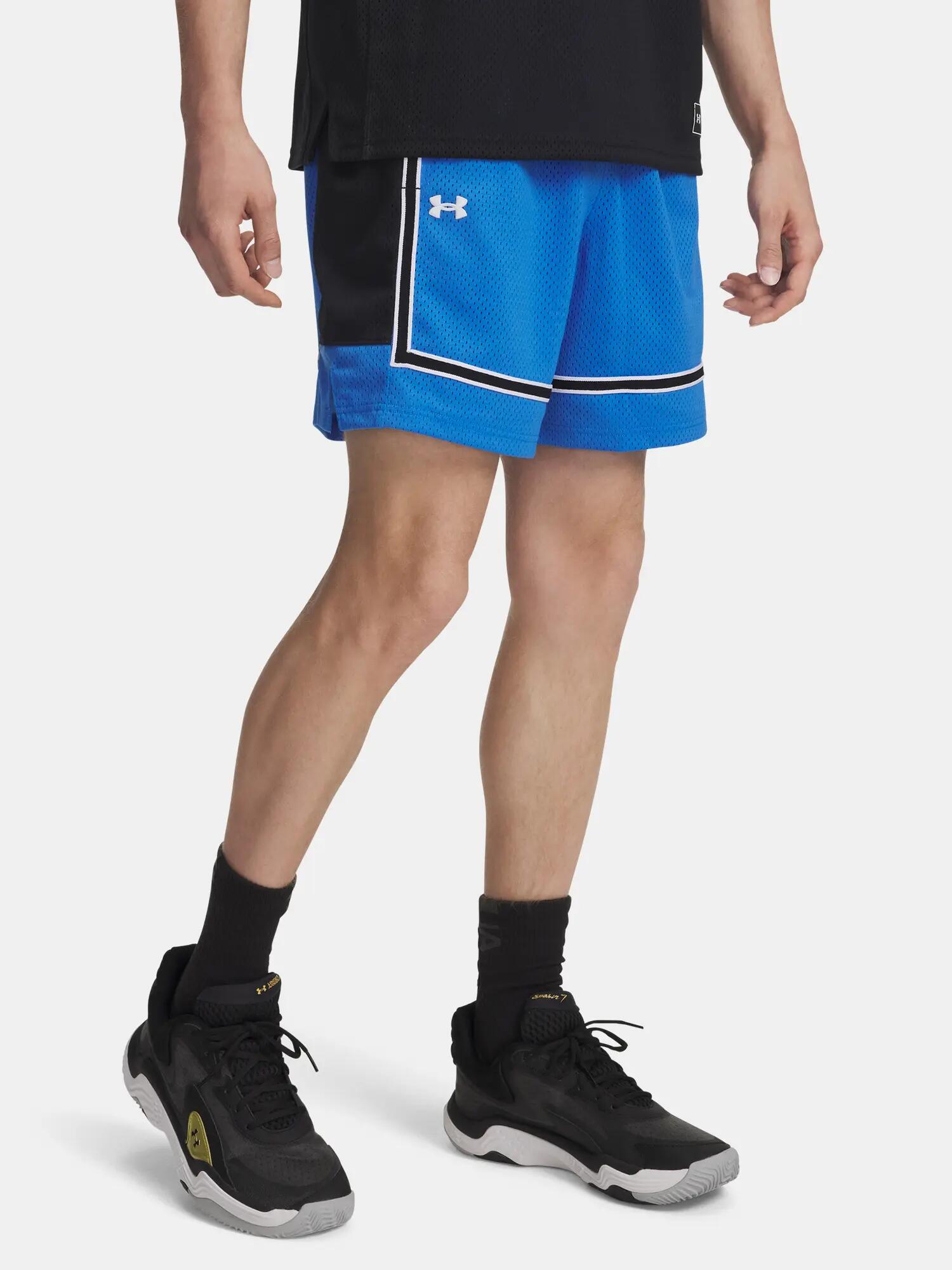 UNDER ARMOUR picture