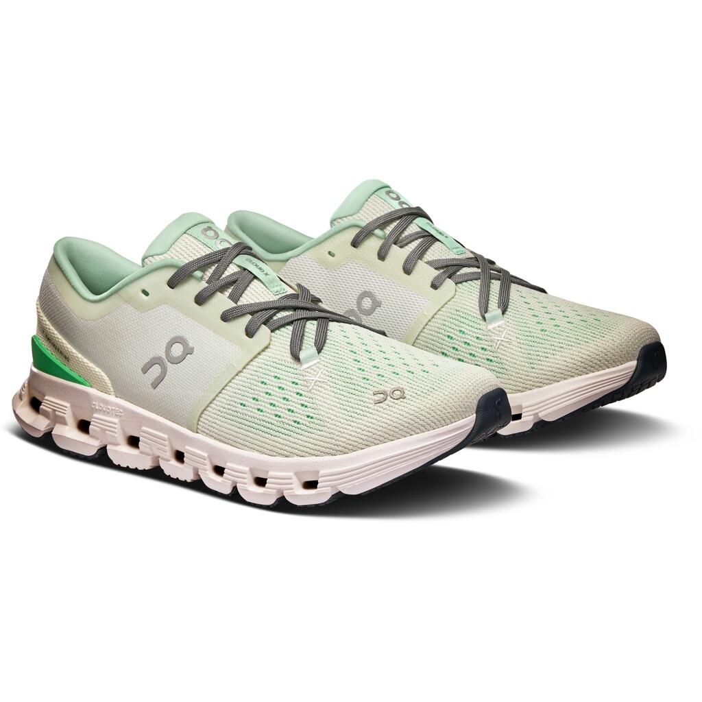 ON Damen Schuh Cloud X 4 3/6