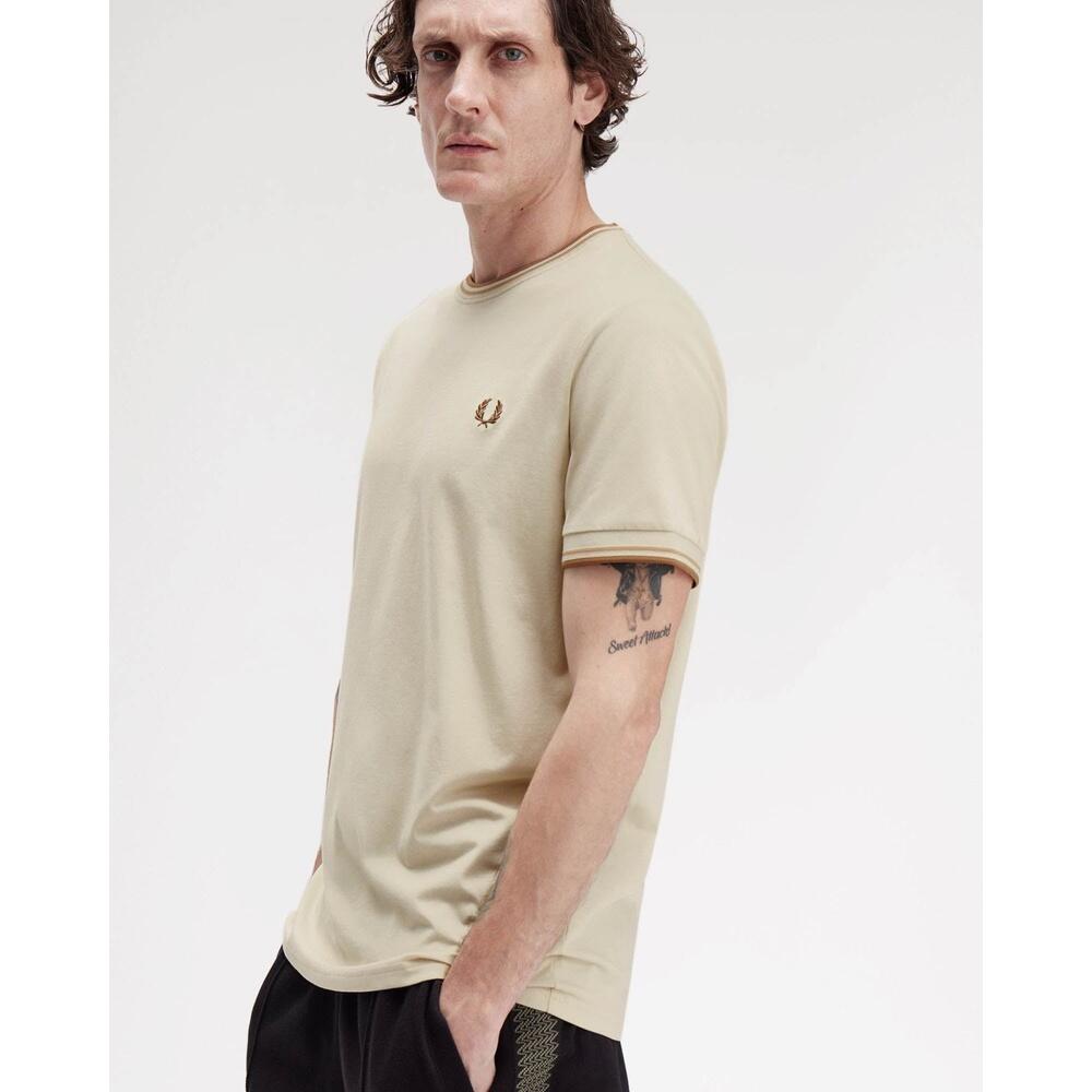 T-shirt Fred perry modèle M1588Z53 pour homme 3/5