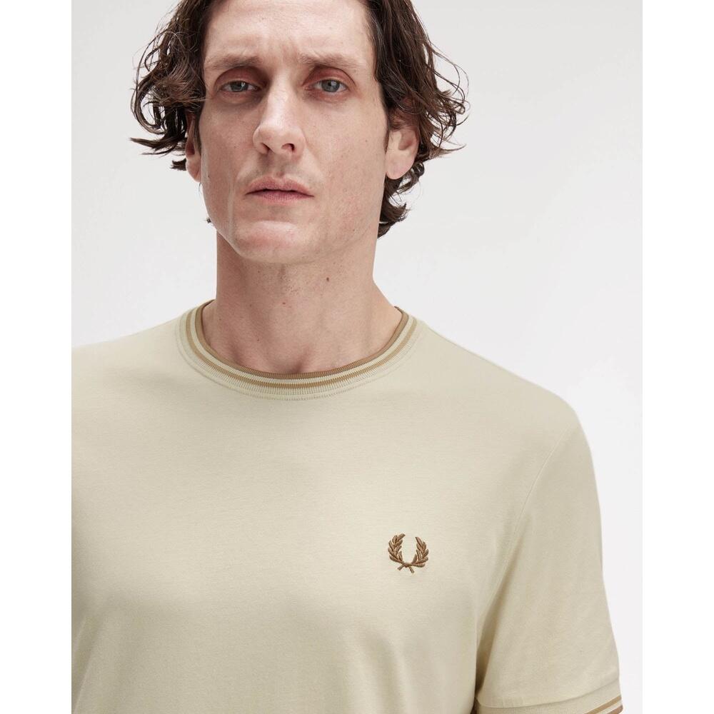 T-shirt Fred perry modèle M1588Z53 pour homme 4/5