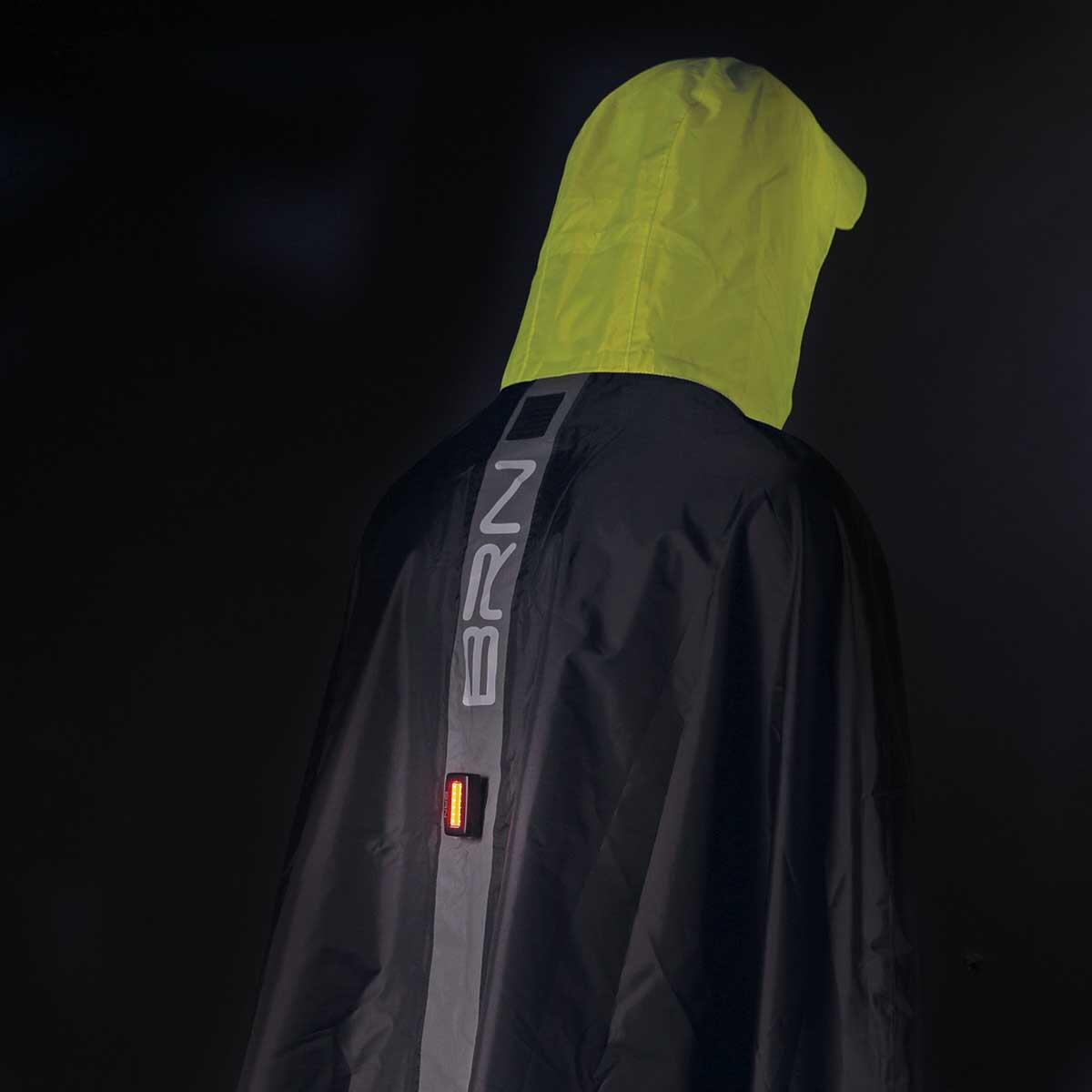 Poncho BRN noir/jaune fluo taille S/M 4/5