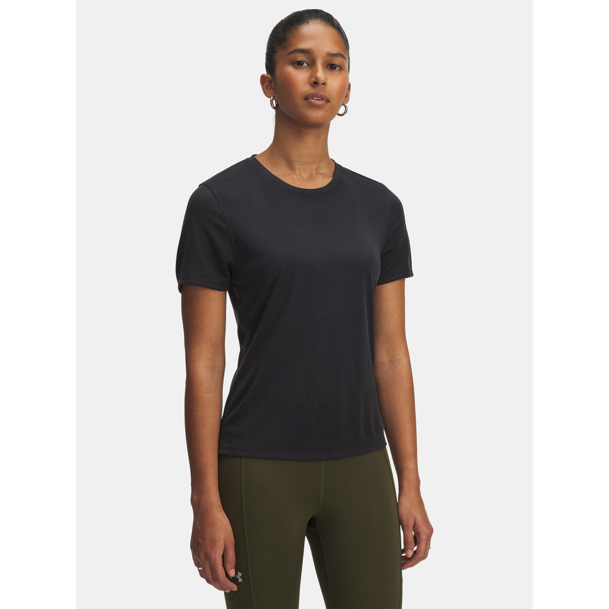 Under Armour - T-shirt Under Armour Modèle 6005096-004 Pour Femmes - T-shirt Manches Courtes - Noir - Decathlon