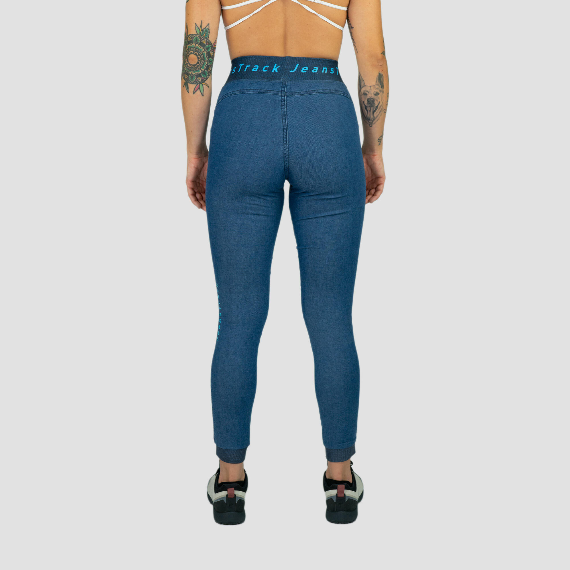 Les jeans grimpent des femmes sales 2/7
