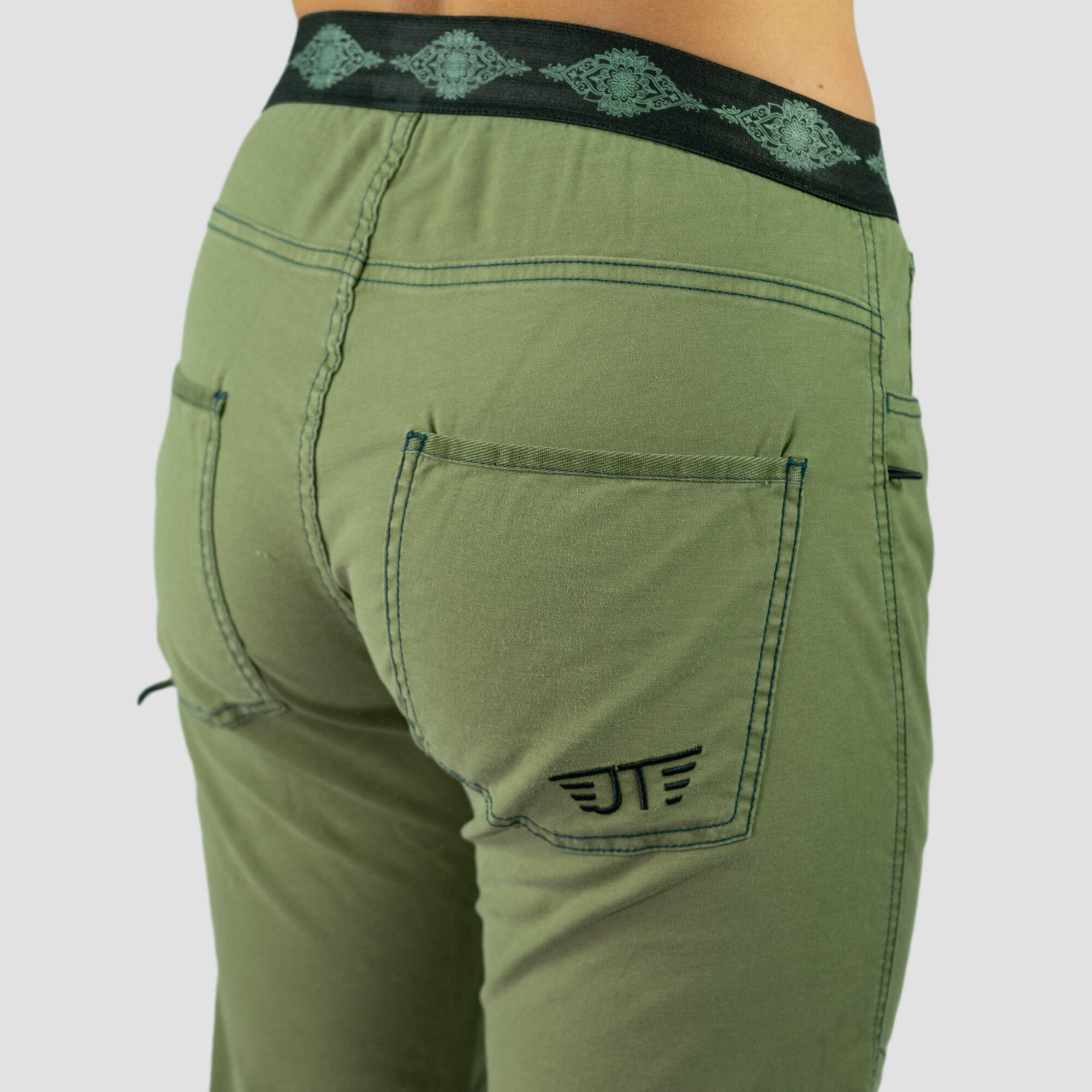 Tarya Khaki Woman Salbing 5/7