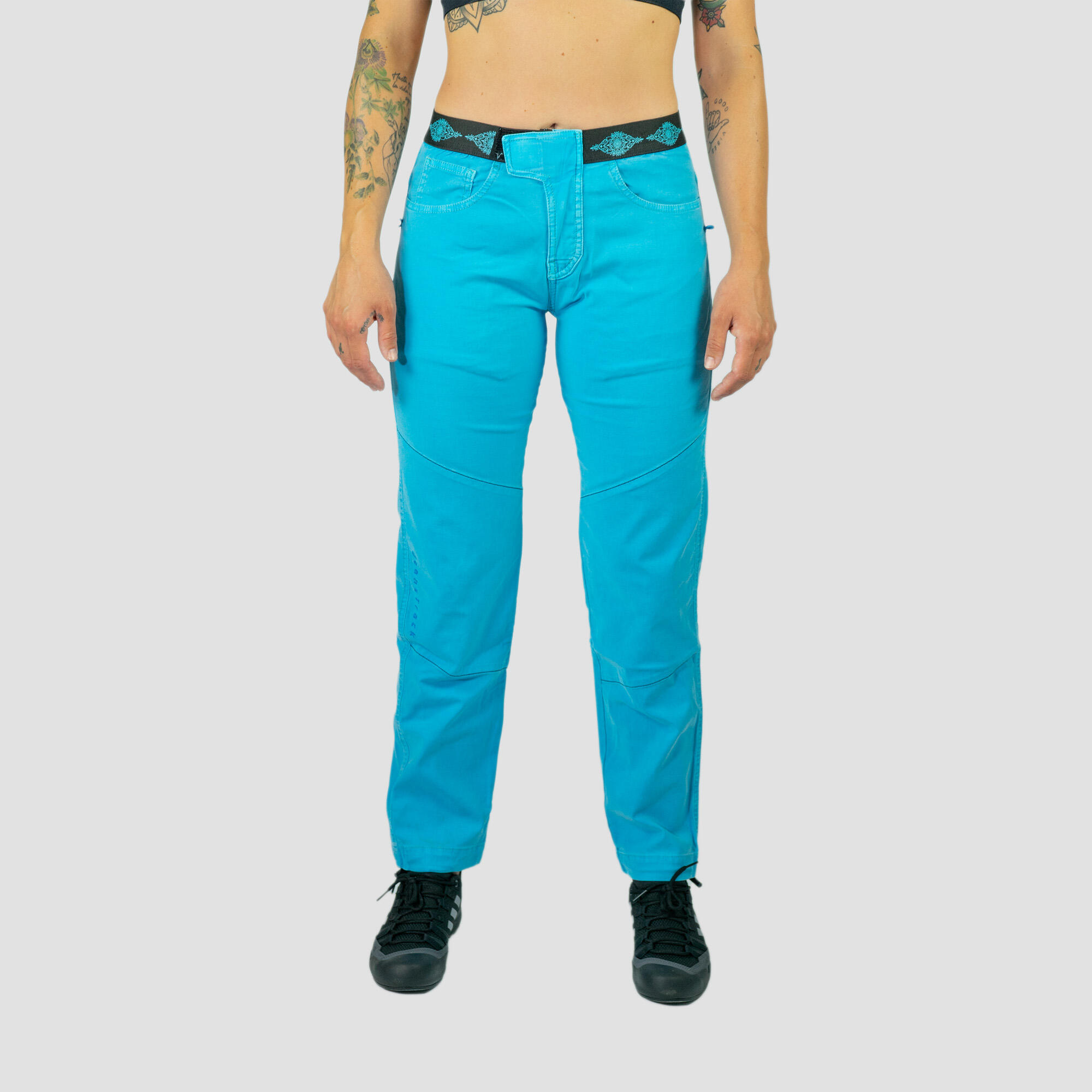 bleu électrique