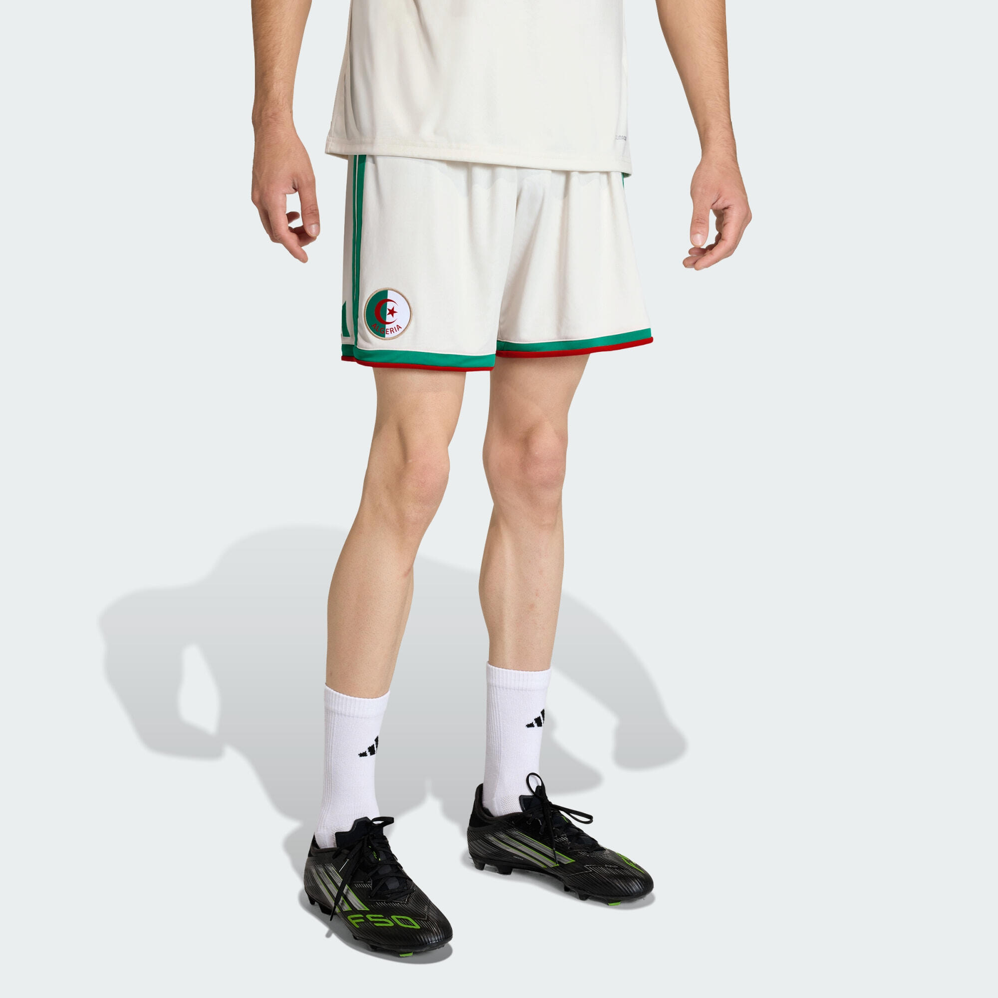 Short Home Algeria 26 2/7