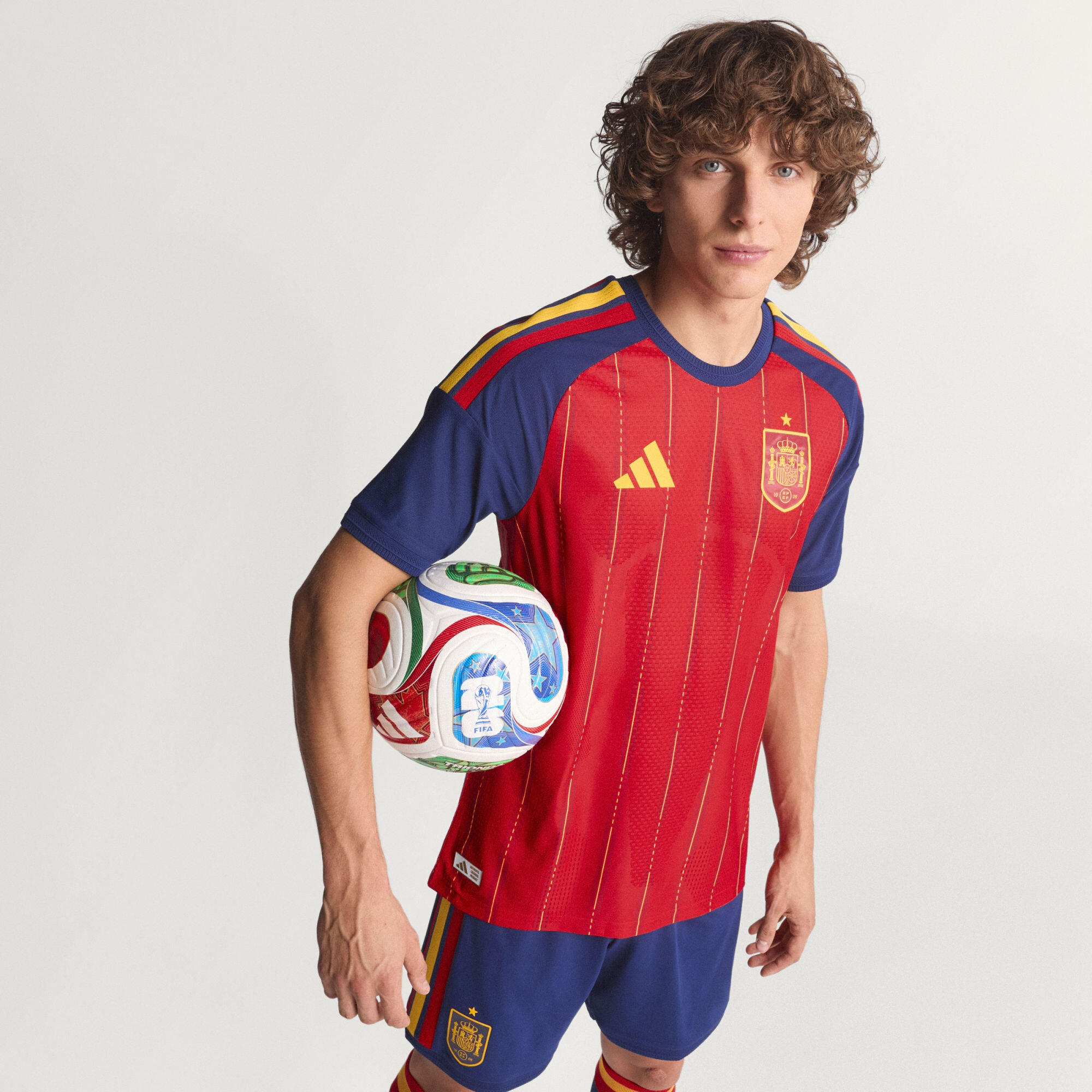 Spanien 26 Authentic Heimtrikot 5/8