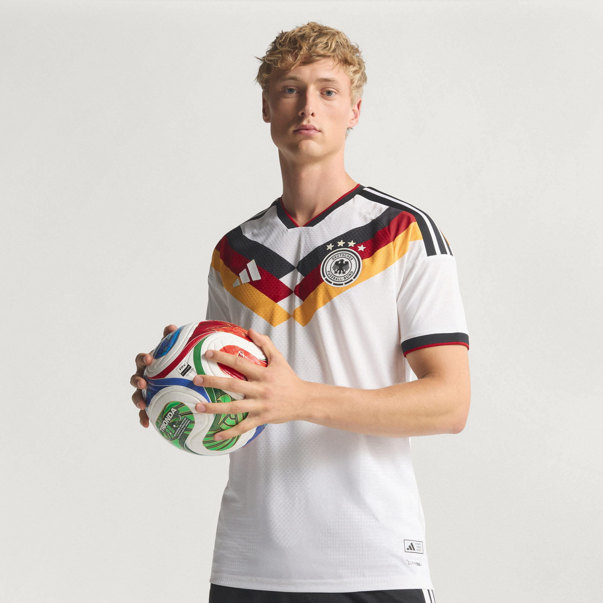 Maillot Domicile Allemagne 26 Authentique 5/8