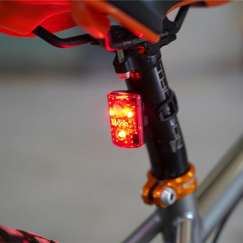 Pack complet d’éclairage vélo – Phare avant 100 Lumens + feu arrière 15 Lumens 6/6