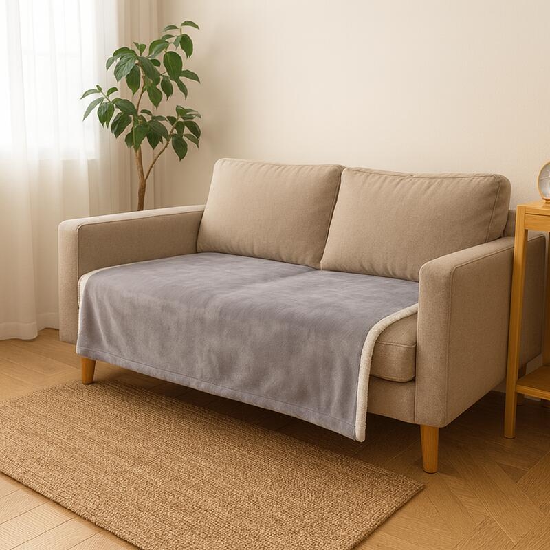 Patura pufoasa, dimensiune 150x200 cm, calduroasa si confortabila, poliester