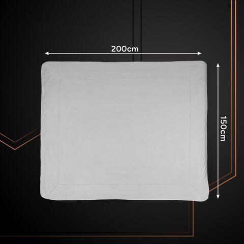 Patura pufoasa, dimensiune 150x200 cm, calduroasa si confortabila, poliester