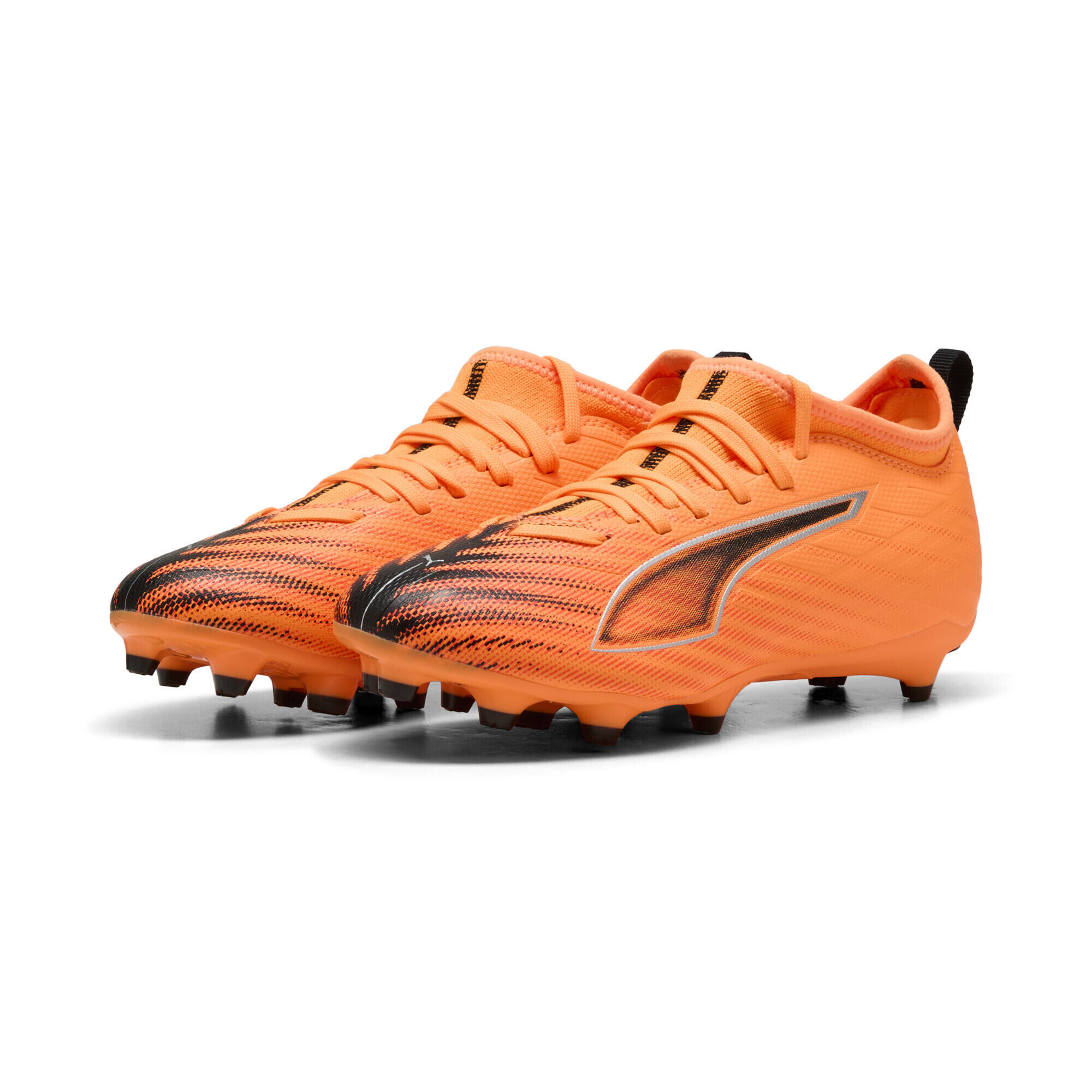 Ghete fotbal copii teren ferm și artificial Ultra 6 Match Fg/Ag, negru PUMA