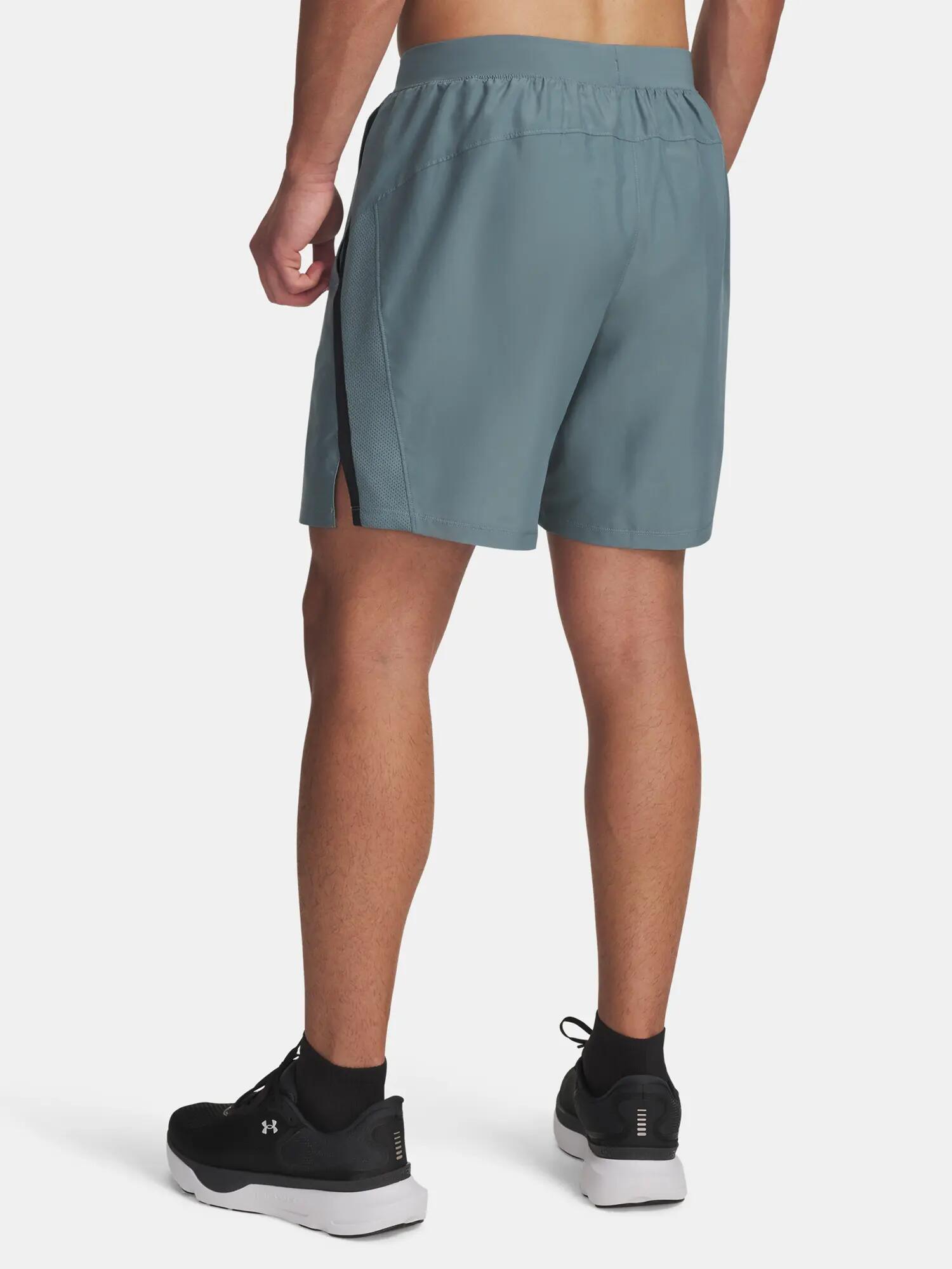 UNDER ARMOUR picture
