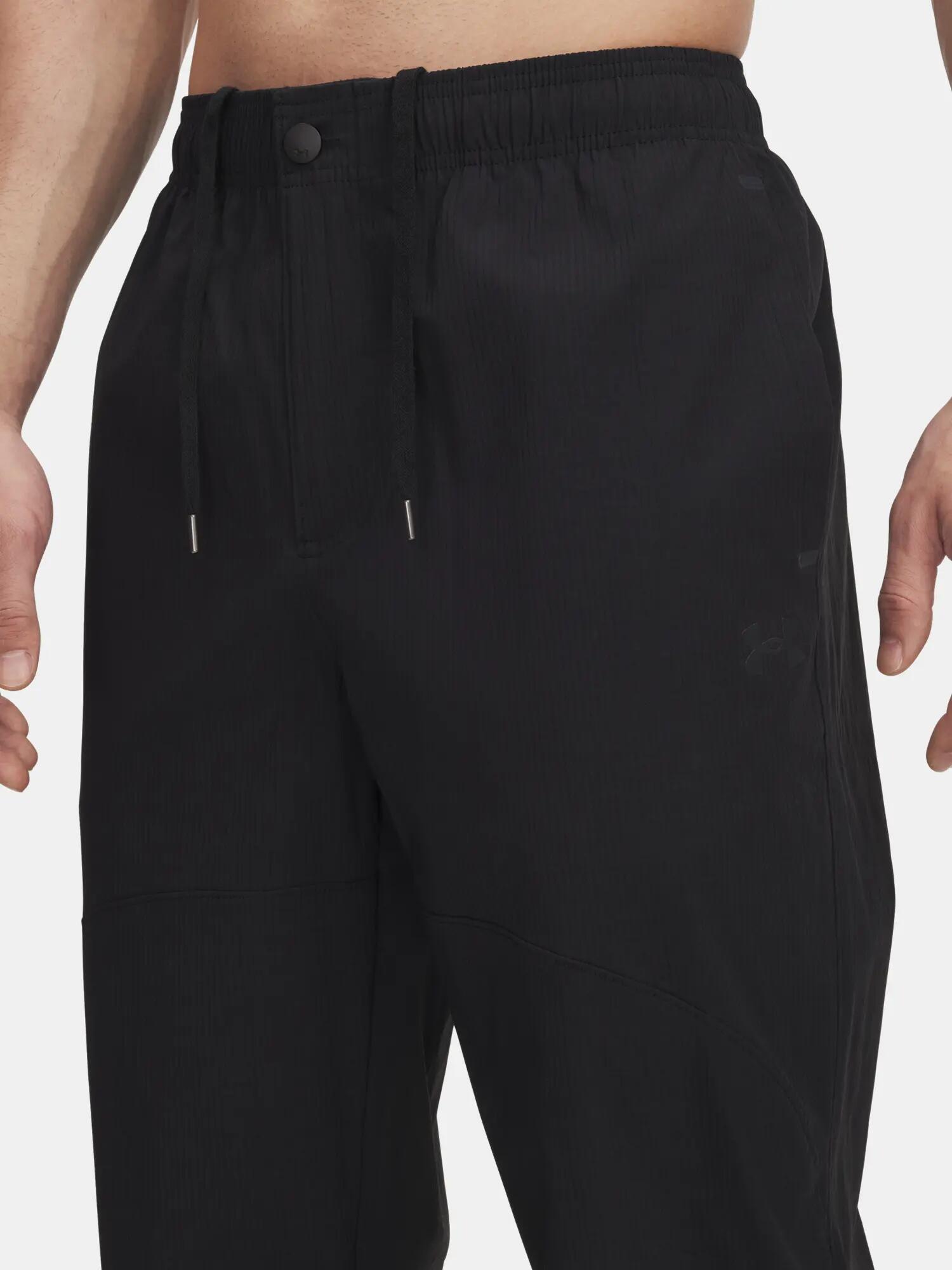 Férfi sportnadrág Under Armour UA UNSTPBLE WOVEN TX TAPER-BLK 3/4