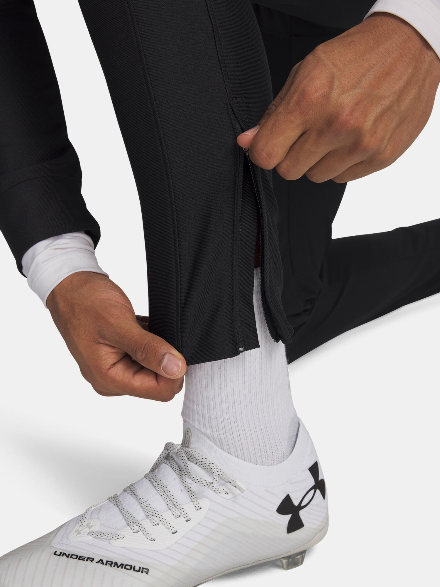 Survêtement complet Under armour modèle 6004052-001 pour homme 4/4