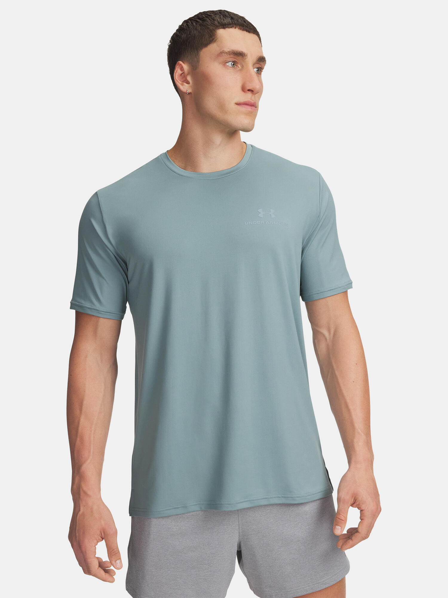 UNDER ARMOUR picture