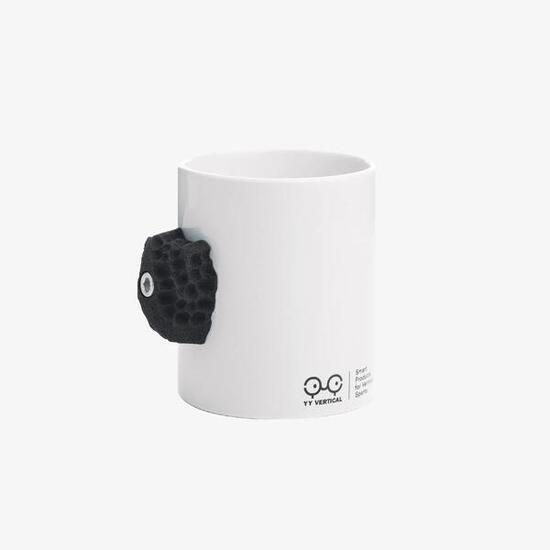 Climbing Mug – Tasse mit Klettergriff – Black Edition