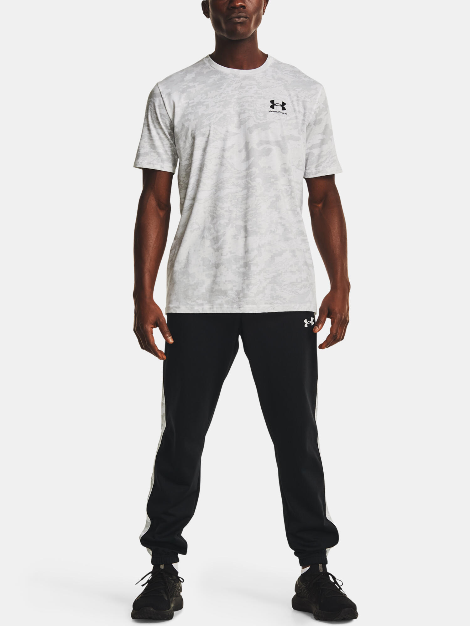 T-shirt Under Armour blanc confortable homme 6/7