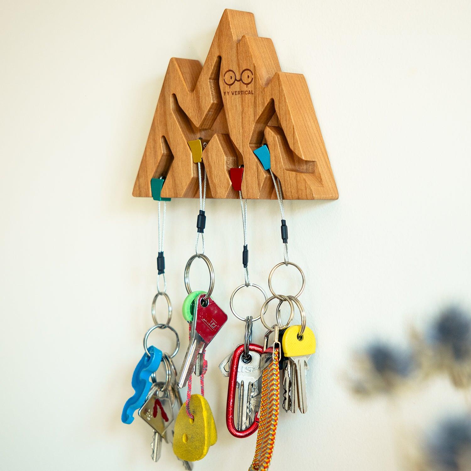 Wand-sleutelhouder Key Holder Mountain – kliminspiratie decor in kersenhout 2/7