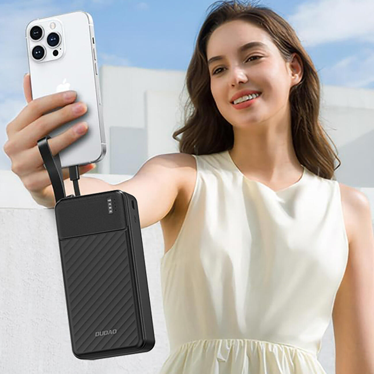 Powerbank K11 Max 30000mAh mit integrierten Kabeln 6/7