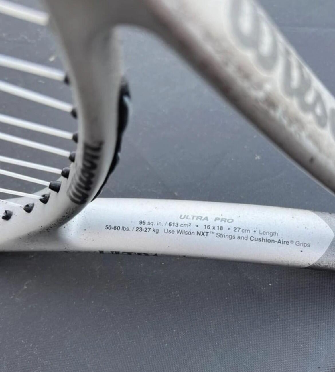 Tussen Particulieren - Tennisracket Wilson 2/3