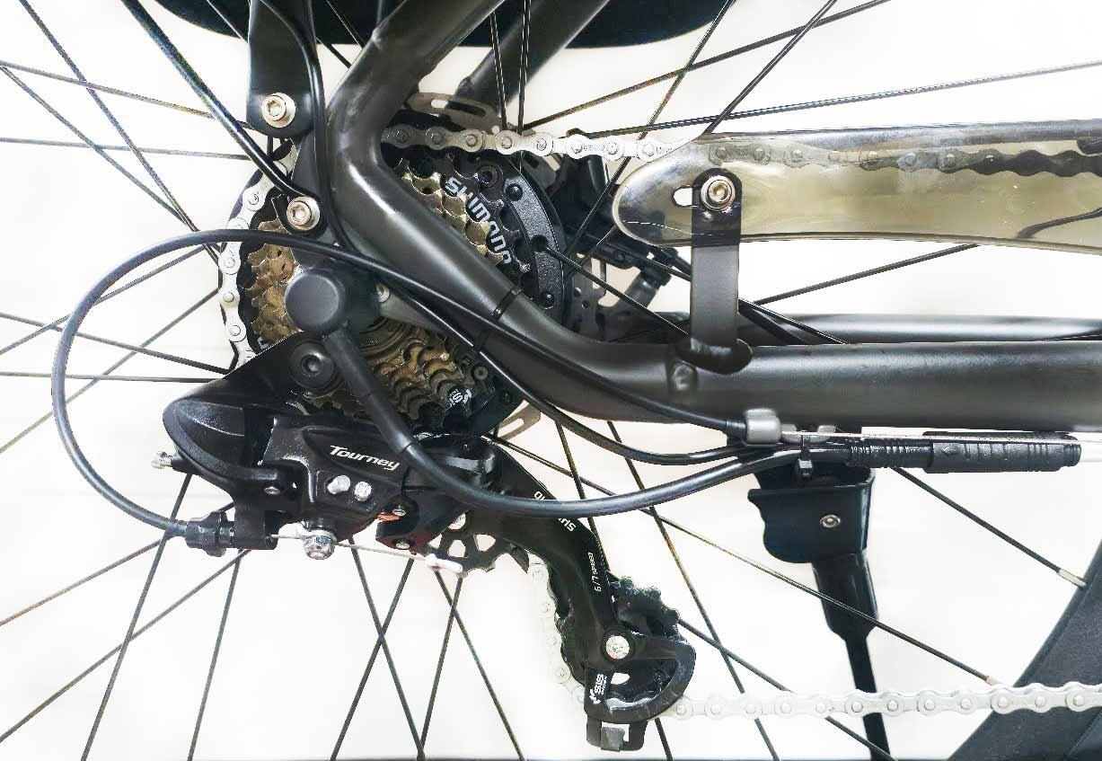 Bicicletta elettrica urbana e per lunghe distanze CLOOT HELSINKI 700 470Wh 6/7