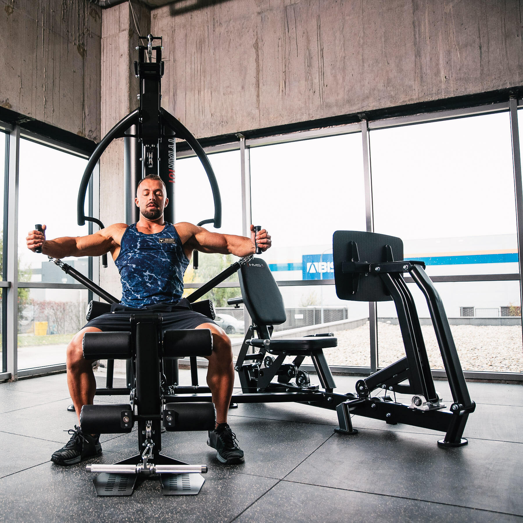 Krachtstation met leg press Commercial Tytan 101 HMS 6/7