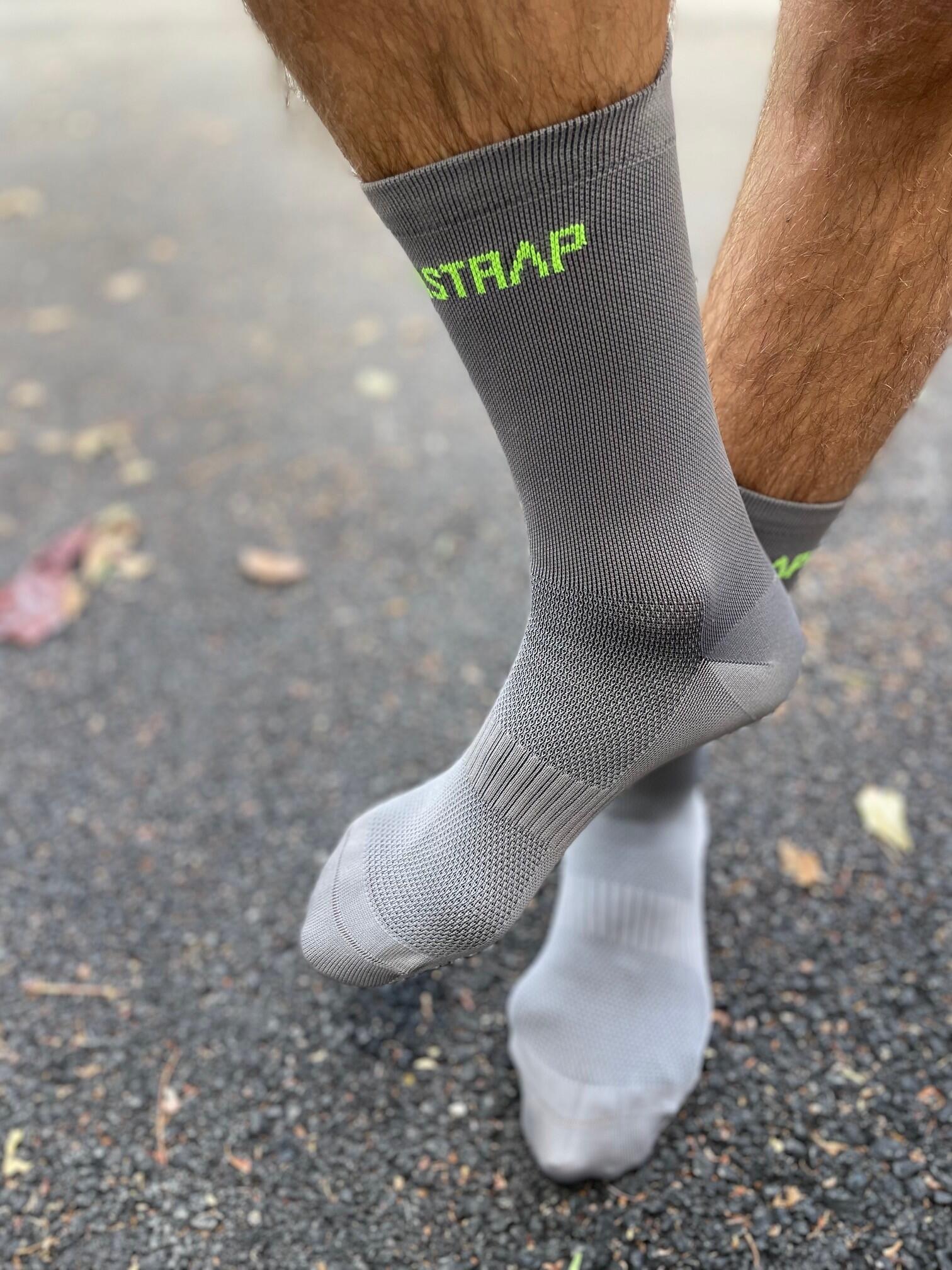 Chaussettes de Course Fines et Respirantes - Running, Vélo, Sports - La grise 3/7