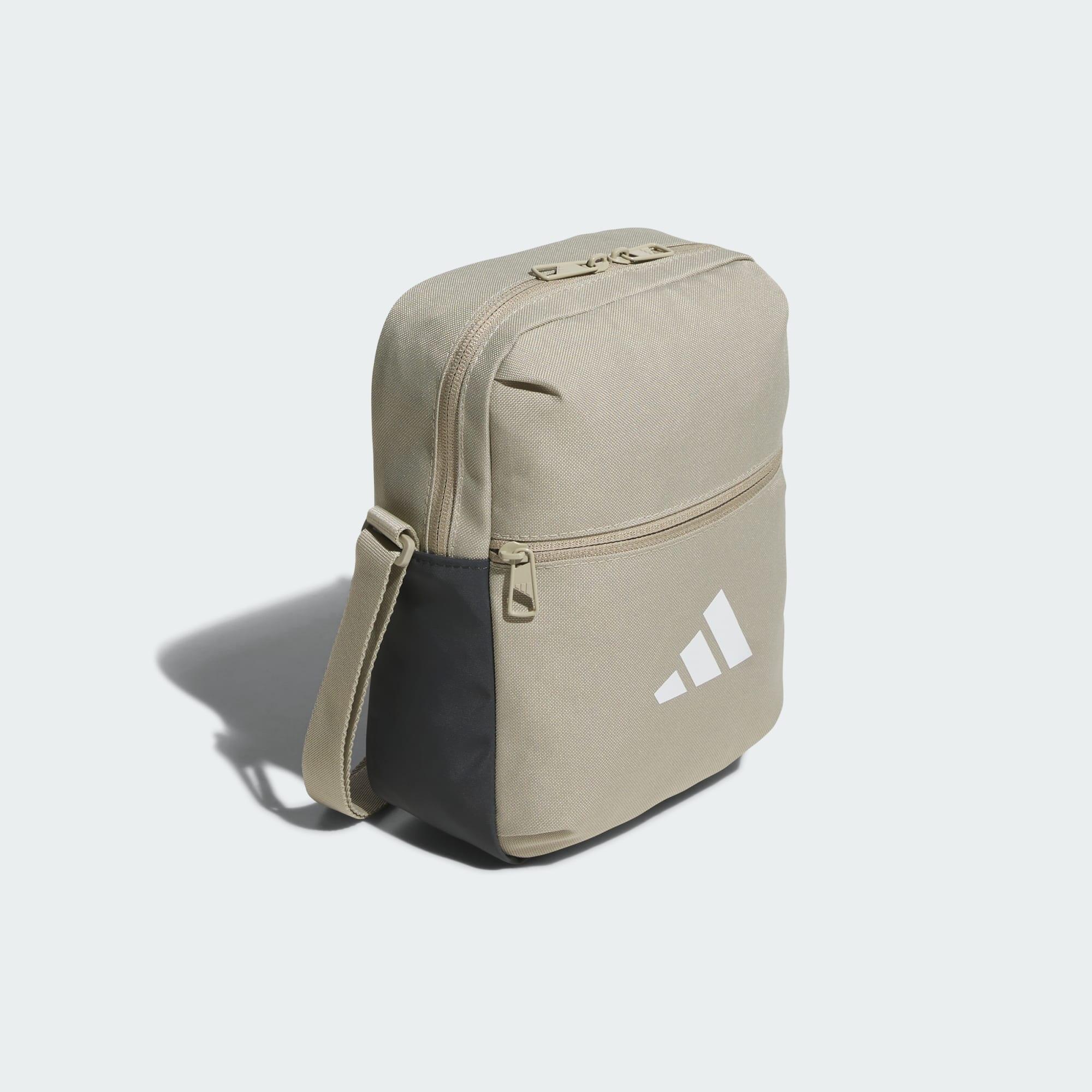 Essentials Organizer 3/7