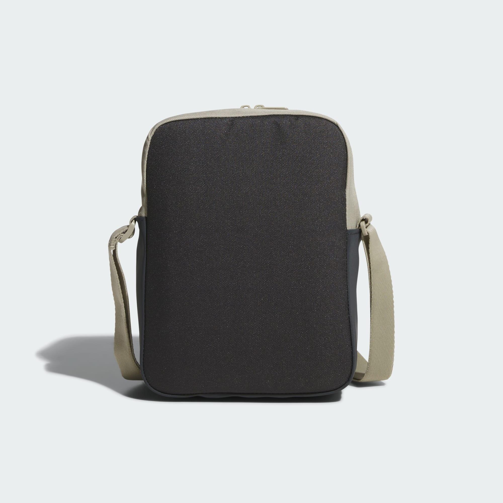 Essentials Organizer 2/7