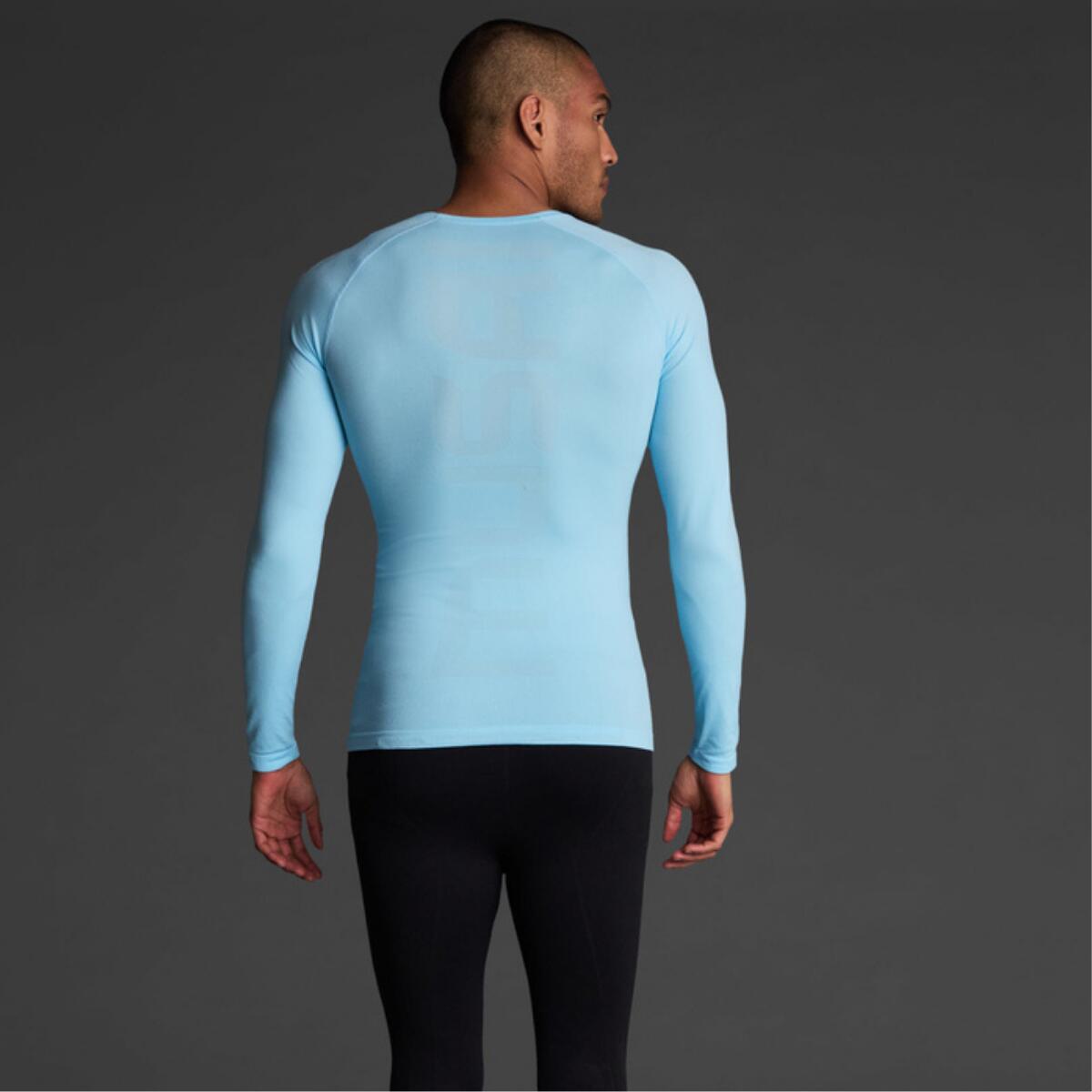 Camiseta térm. azul claro 4/6 7/7