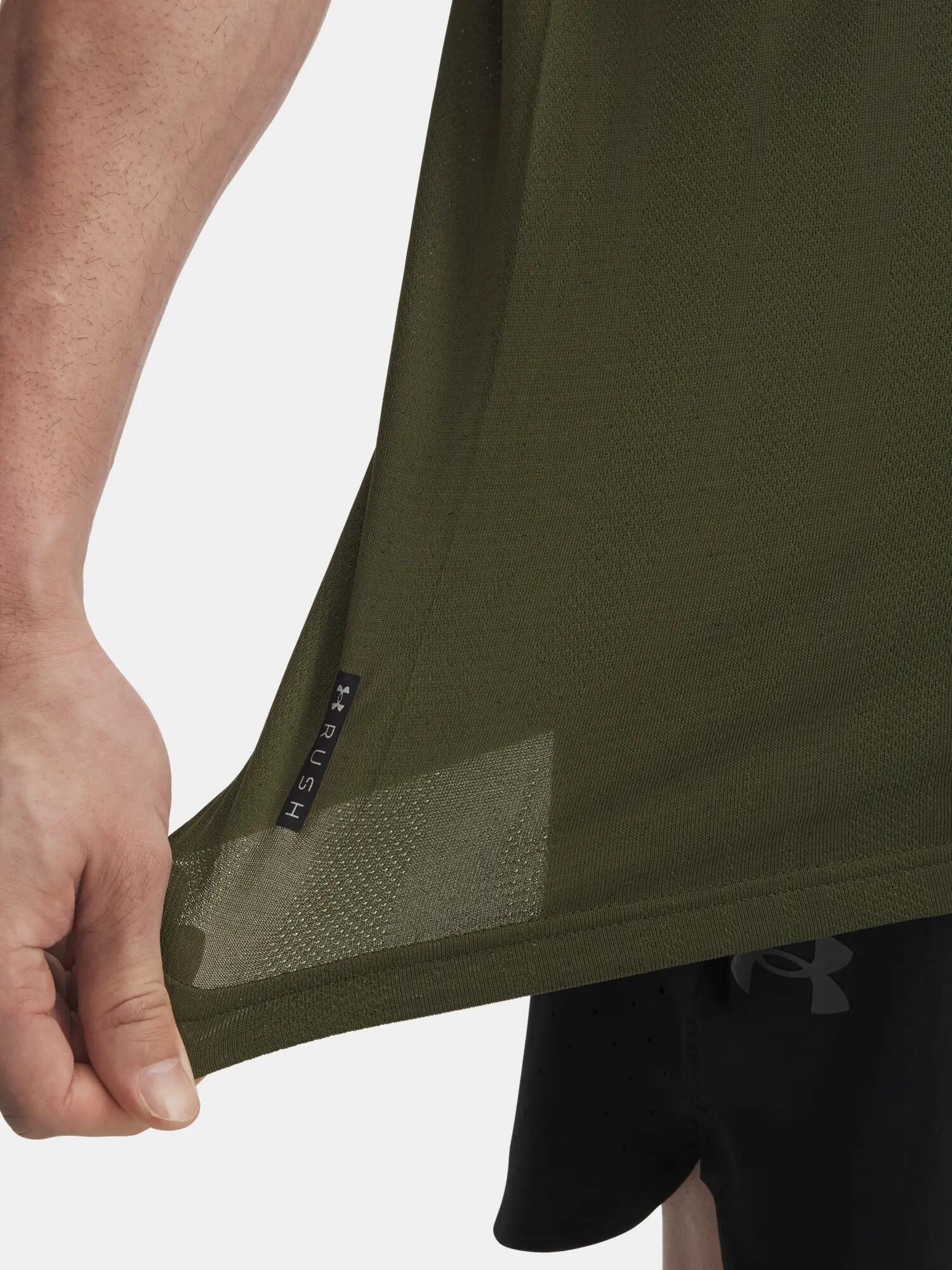 UNDER ARMOUR picture