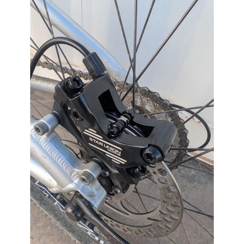 Frein hydraulique 4 pistons pour vélo – Coupure électrique intégrée – Connecteur 6/6