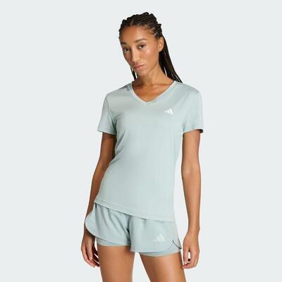 Workout essentials v-neck t-shirt