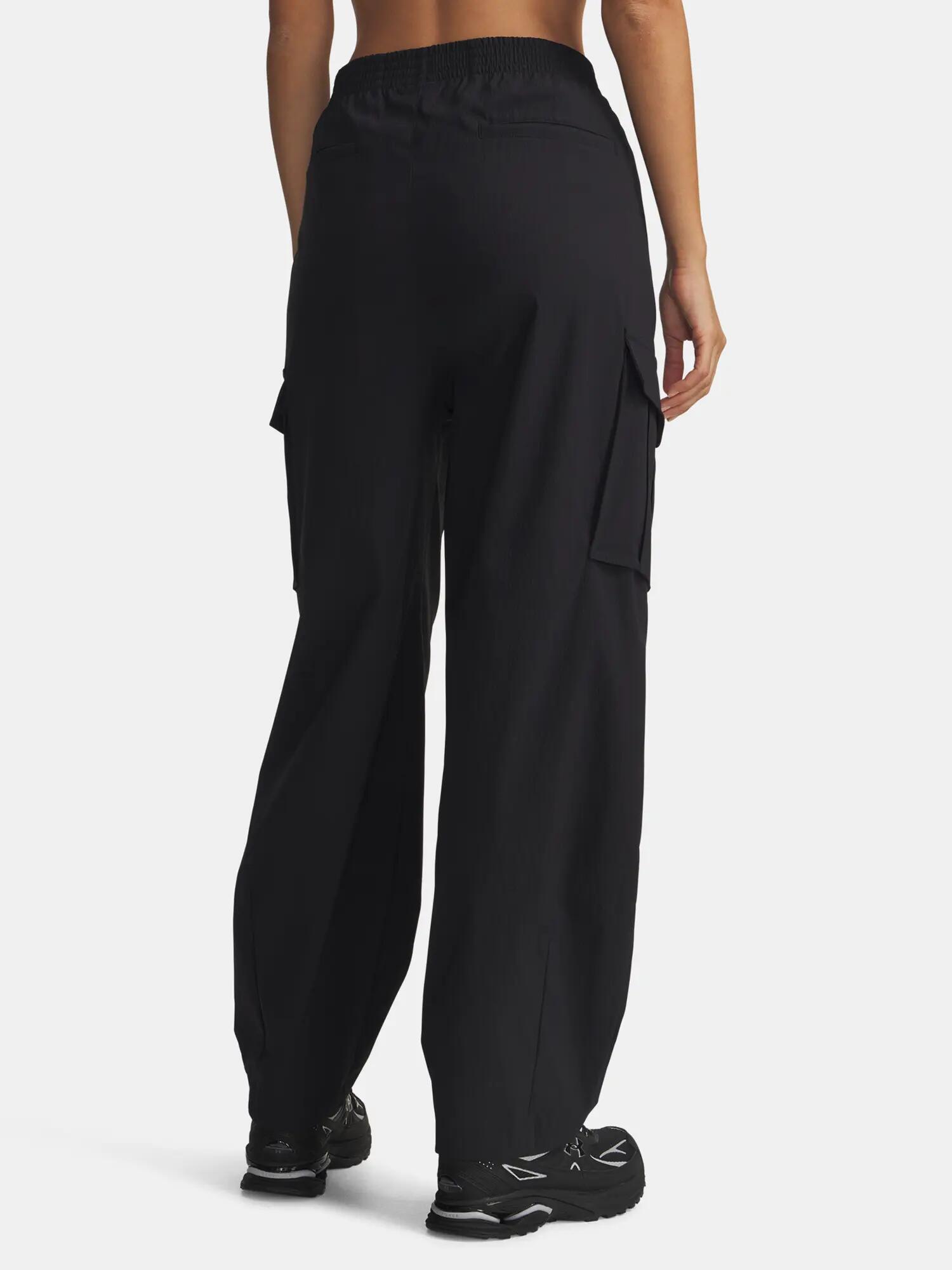 Női sportnadrág Under Armour UA Unstoppable Rstop Cargo-BLK 2/4