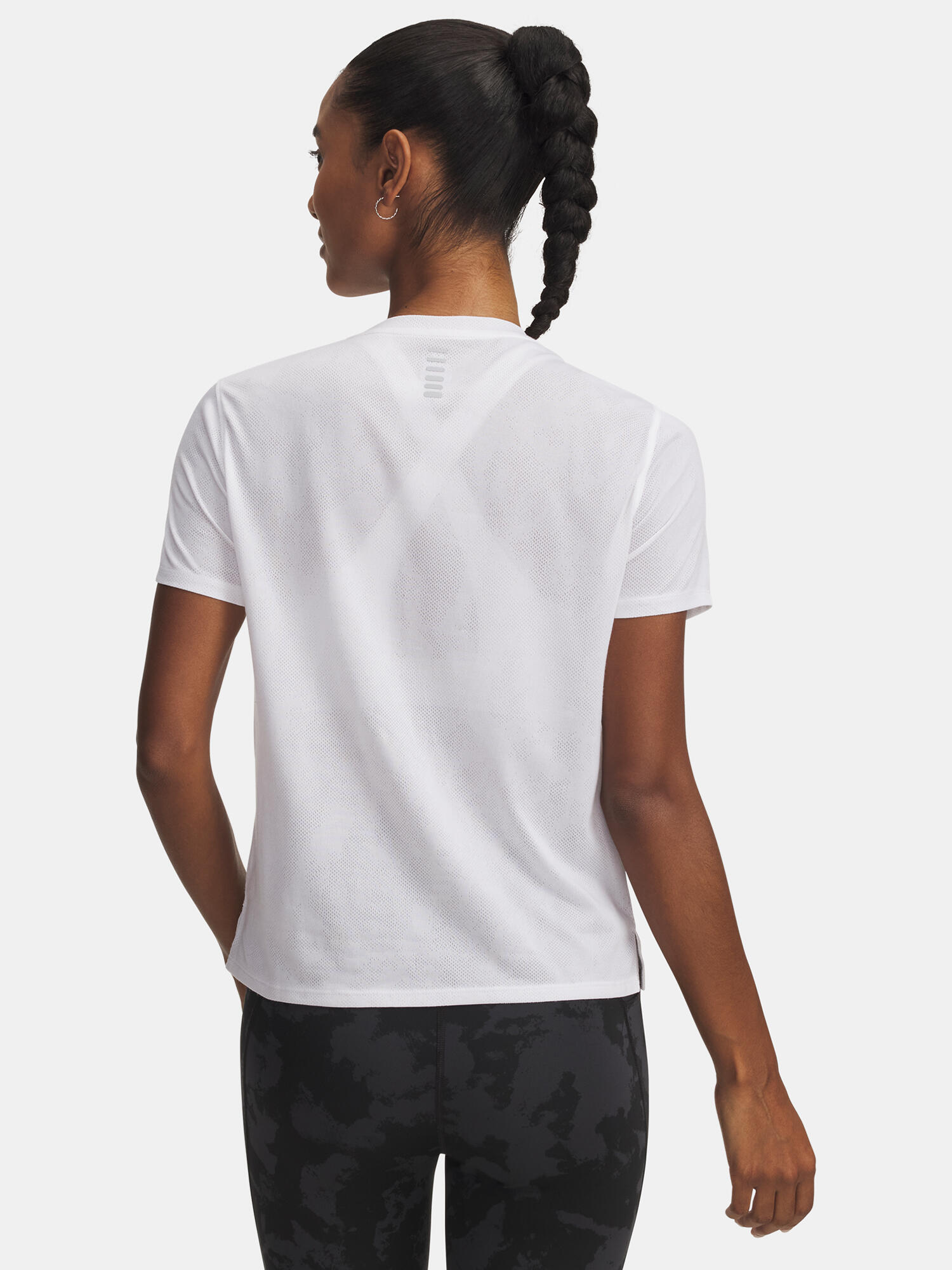 T-shirt Under armour modèle 6005096-100 pour femmes 2/3