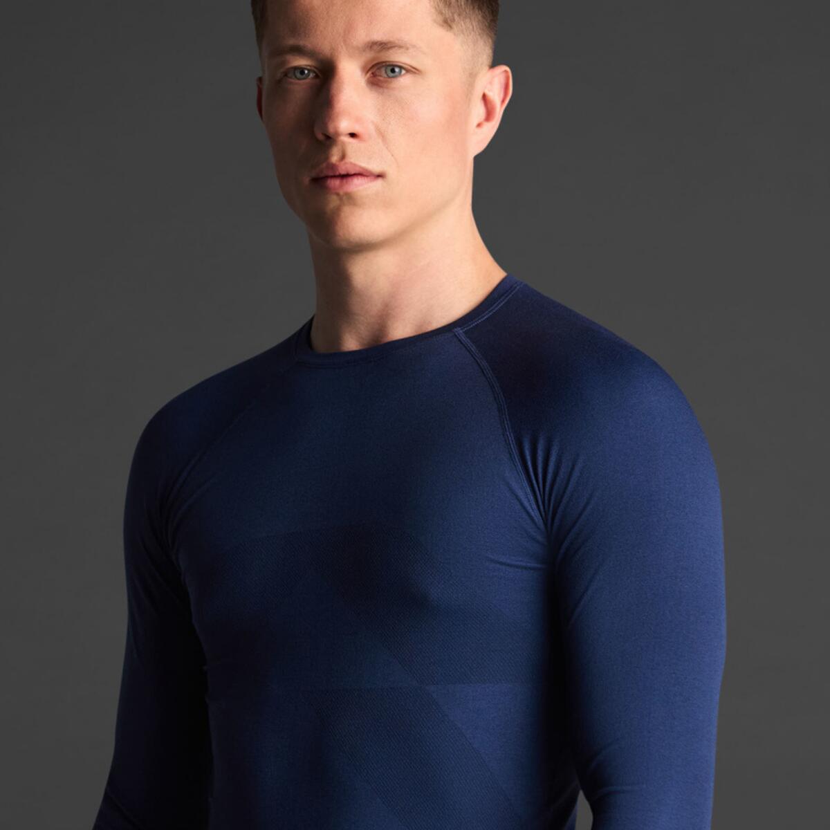 Camiseta térmica azul marino 4/6 3/7