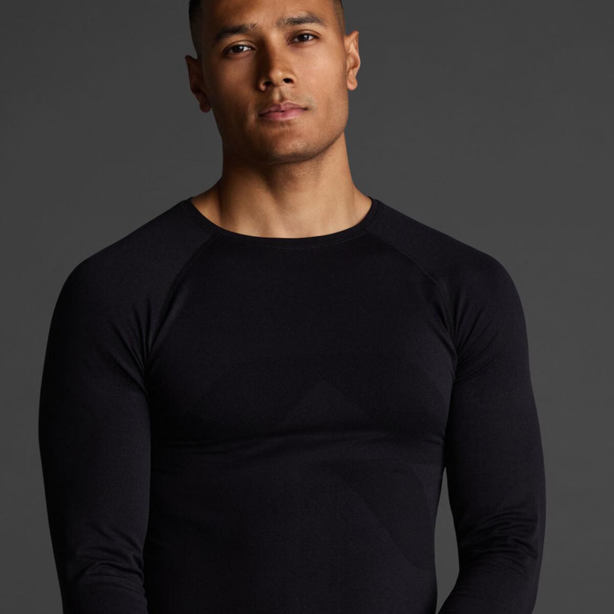 Camiseta térmica negro 8/10 3/7