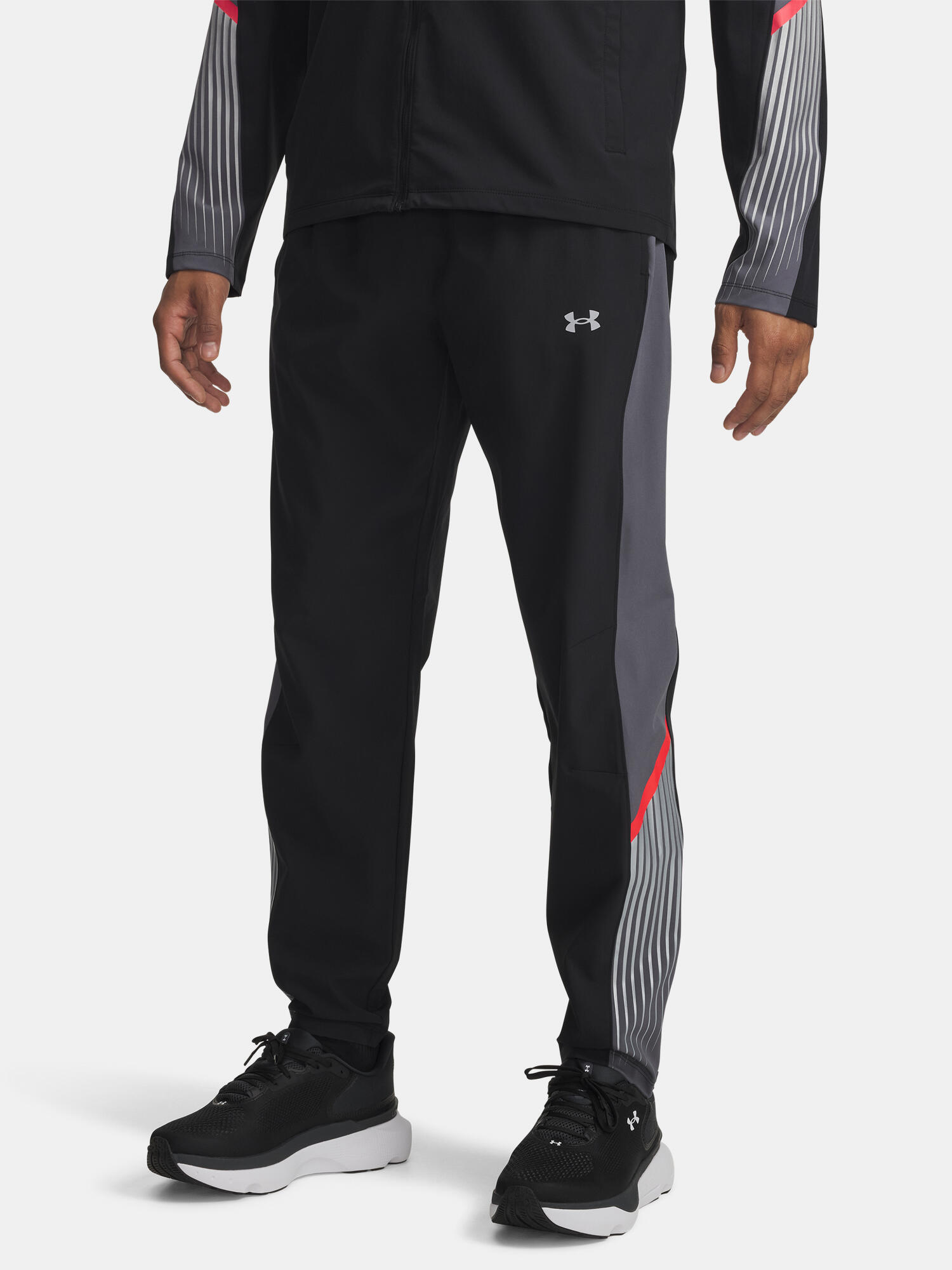 UNDER ARMOUR picture