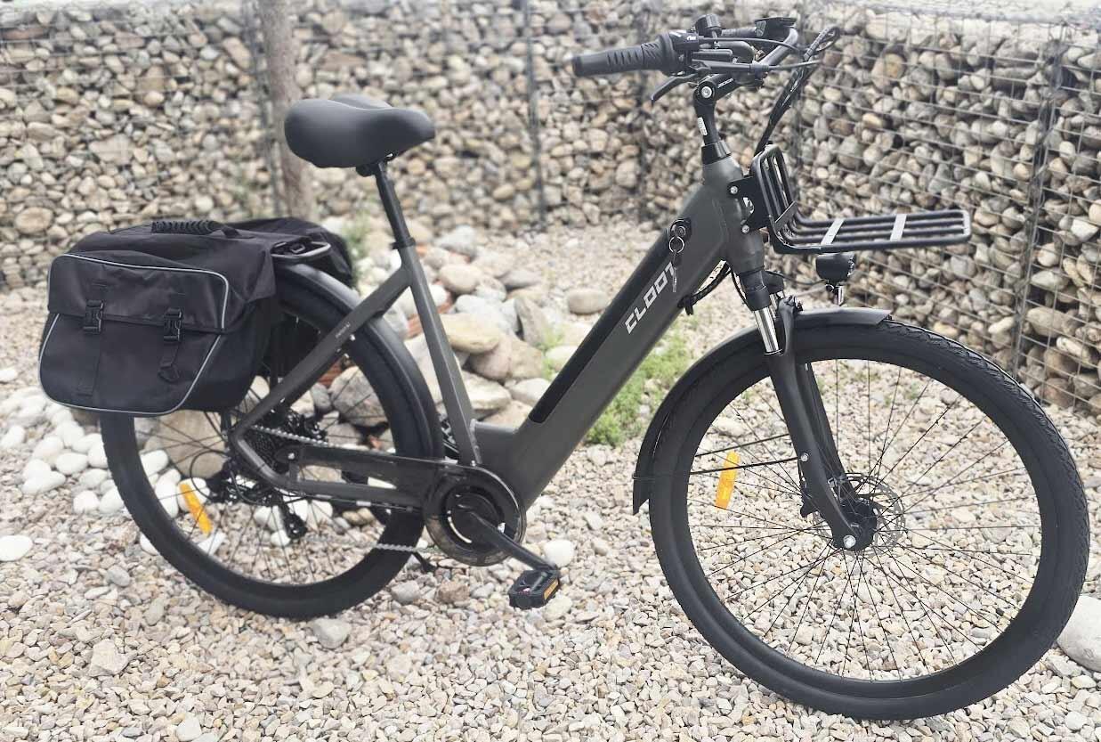 Bicicletta elettrica urbana e per lunghe distanze CLOOT HELSINKI 700 470Wh 2/7